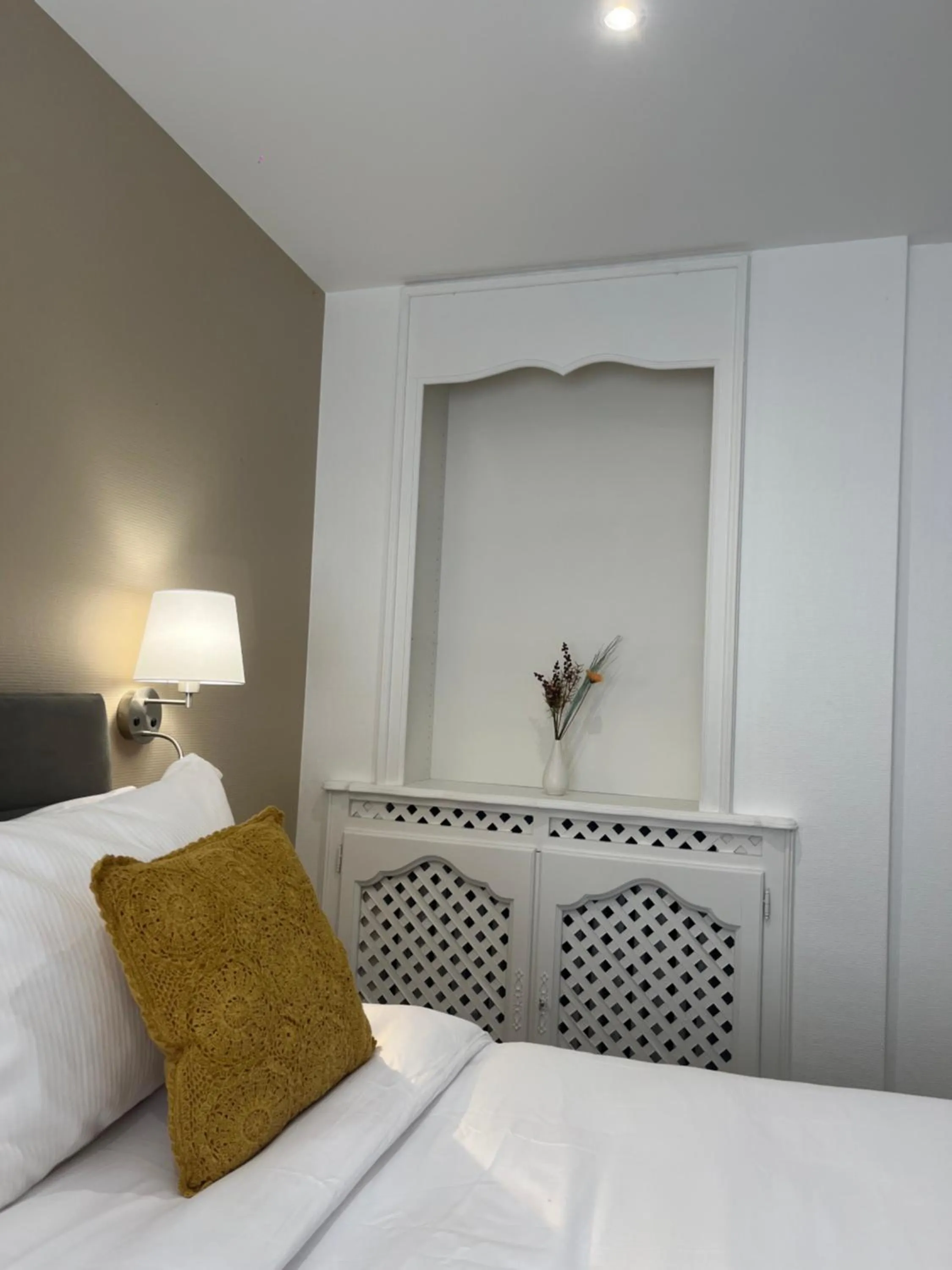 Bed in AppartHôtel Elite Forbach Centre