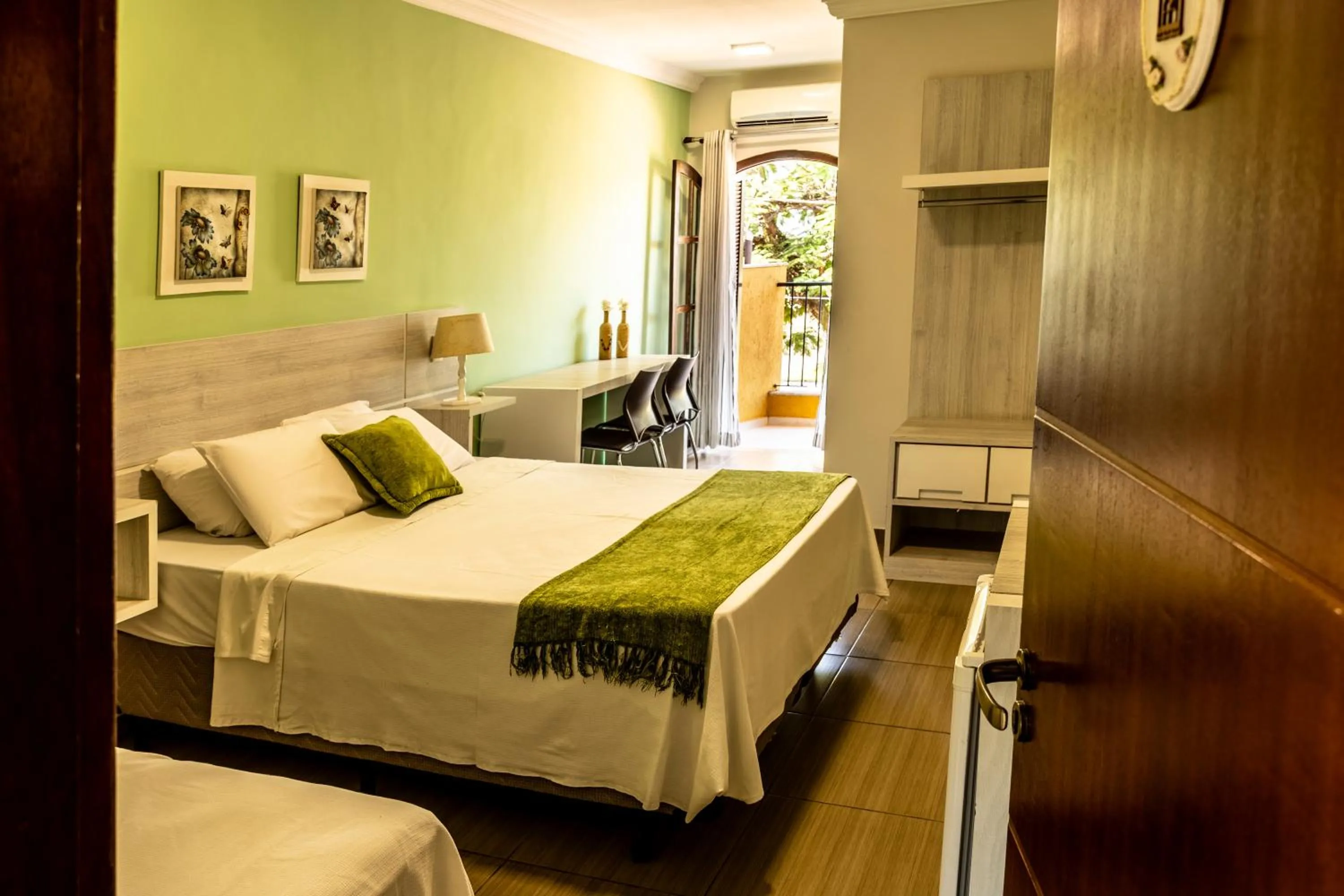 Triple Room with Balcony in Pousada Rainha da Mata