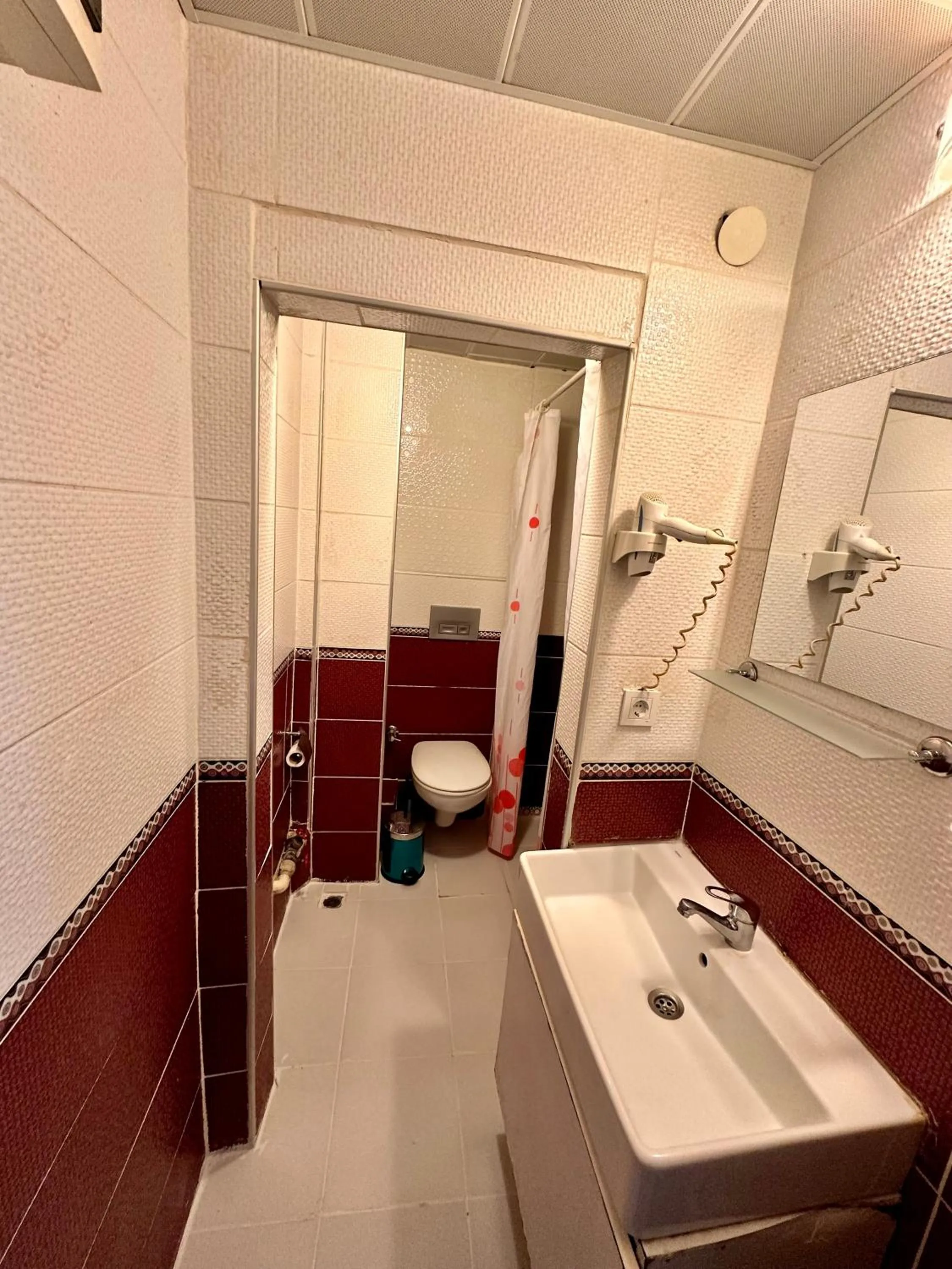 Shower in Crowned Exclusive Hotel