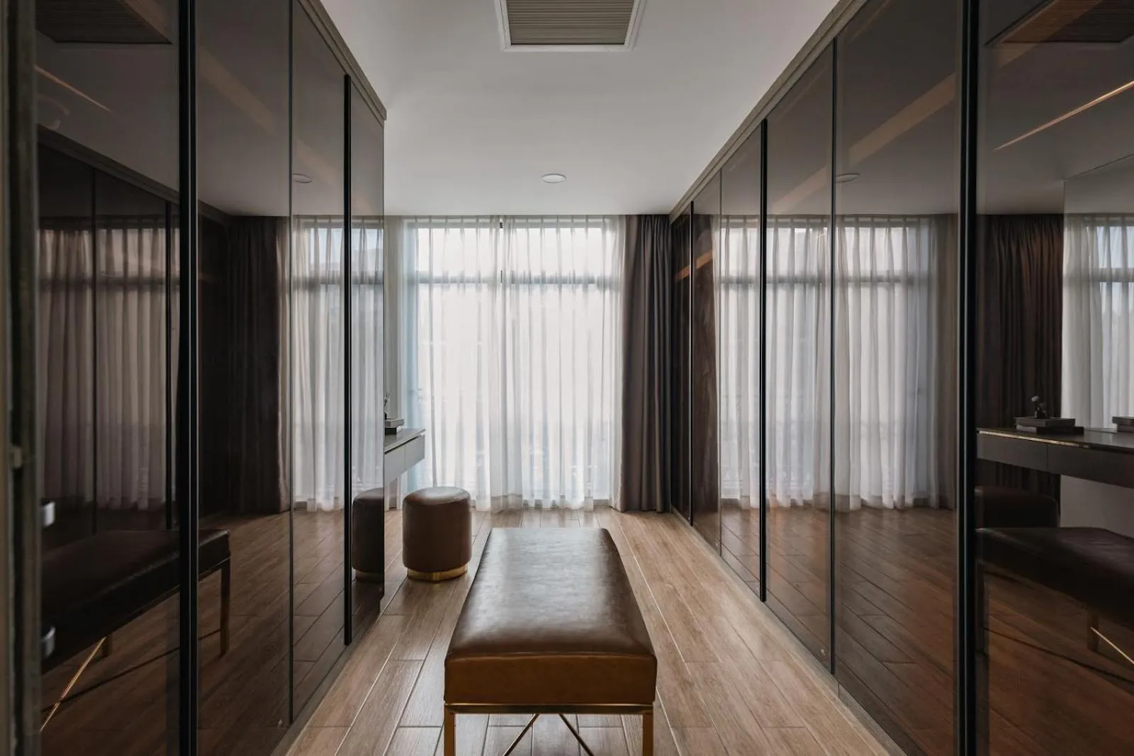 Photo of the whole room in Luxhome Mekong Hotel