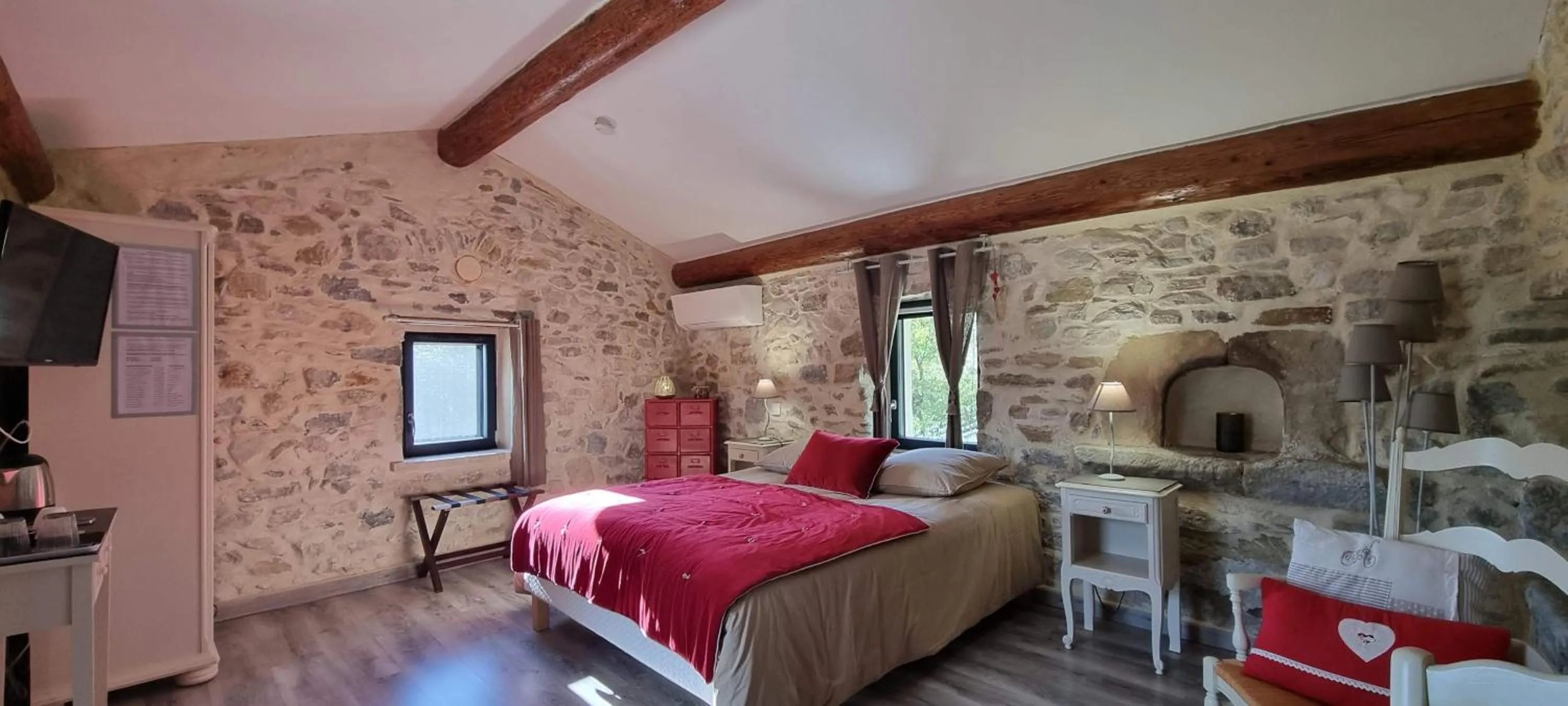 Bedroom in Mas De La Lance