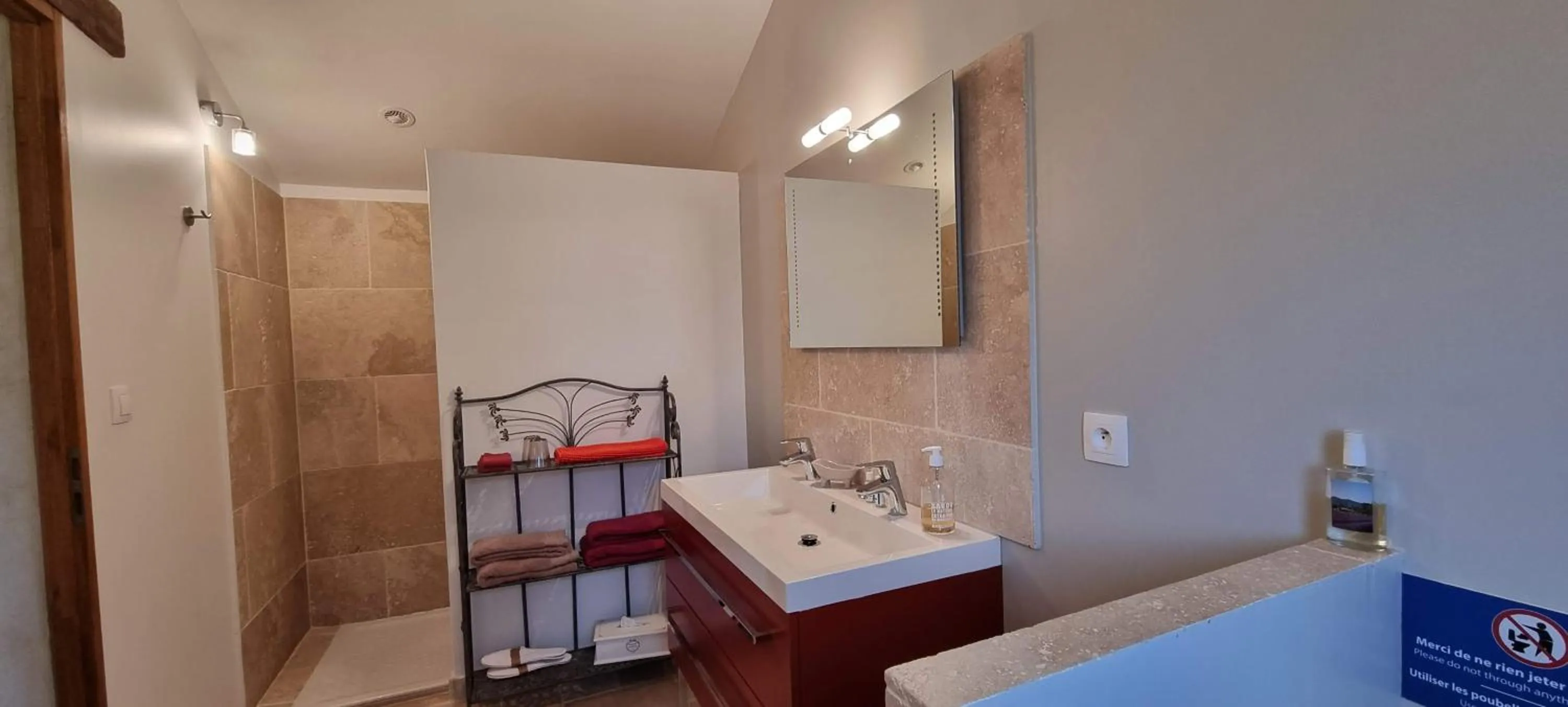 Bathroom in Mas De La Lance