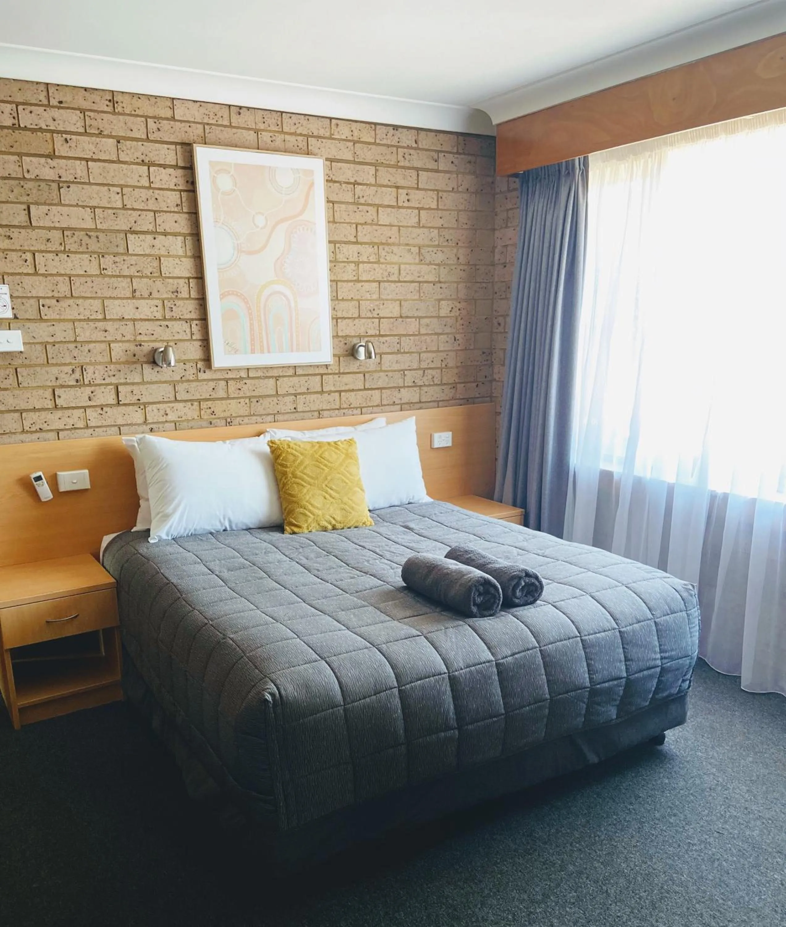 Bed in Muswellbrook Motor Inn