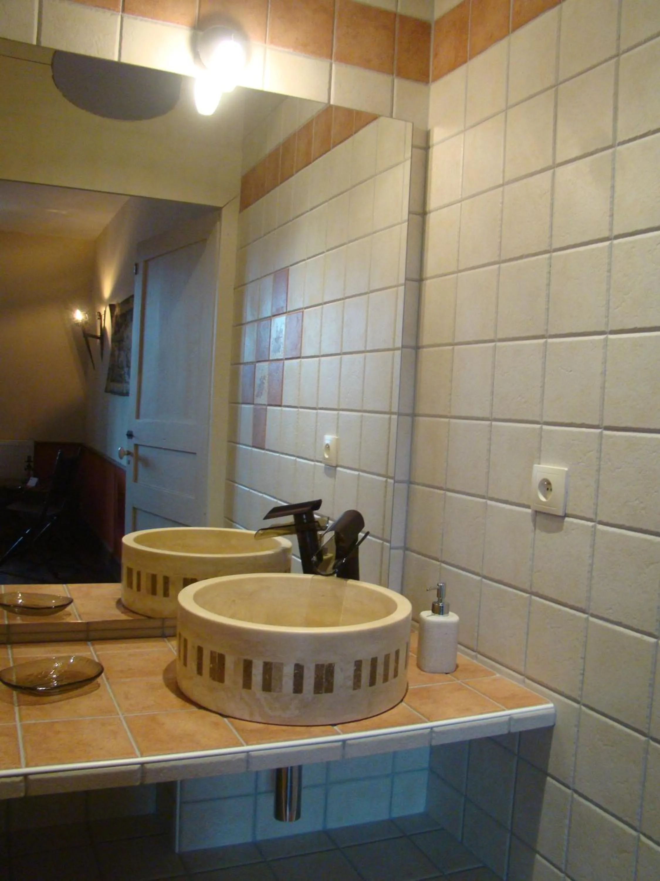 Gentilhommière Eaux Bleues