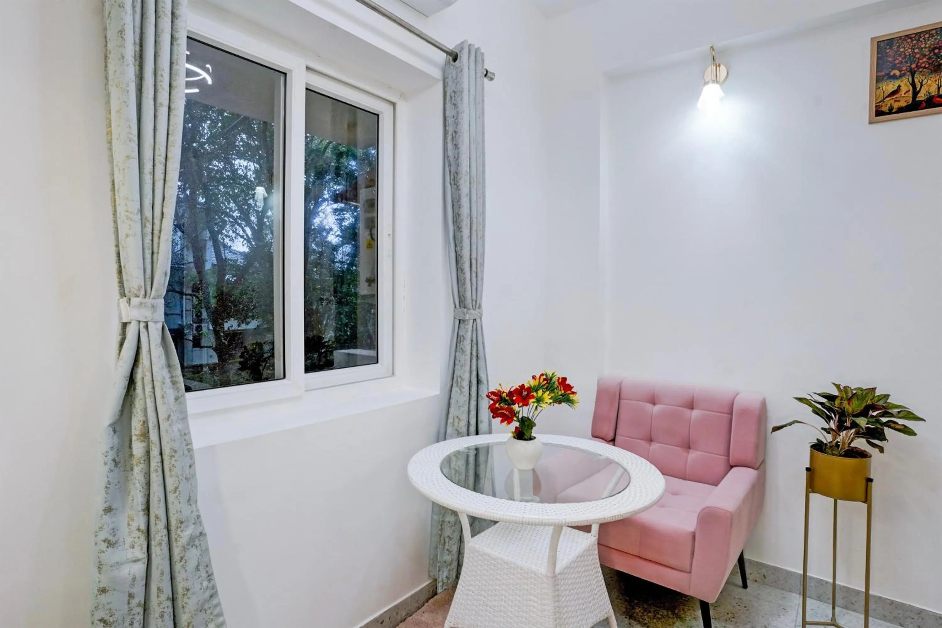 Bedroom in Naavinya by DanCenter - 1BHK apartment in Siolim