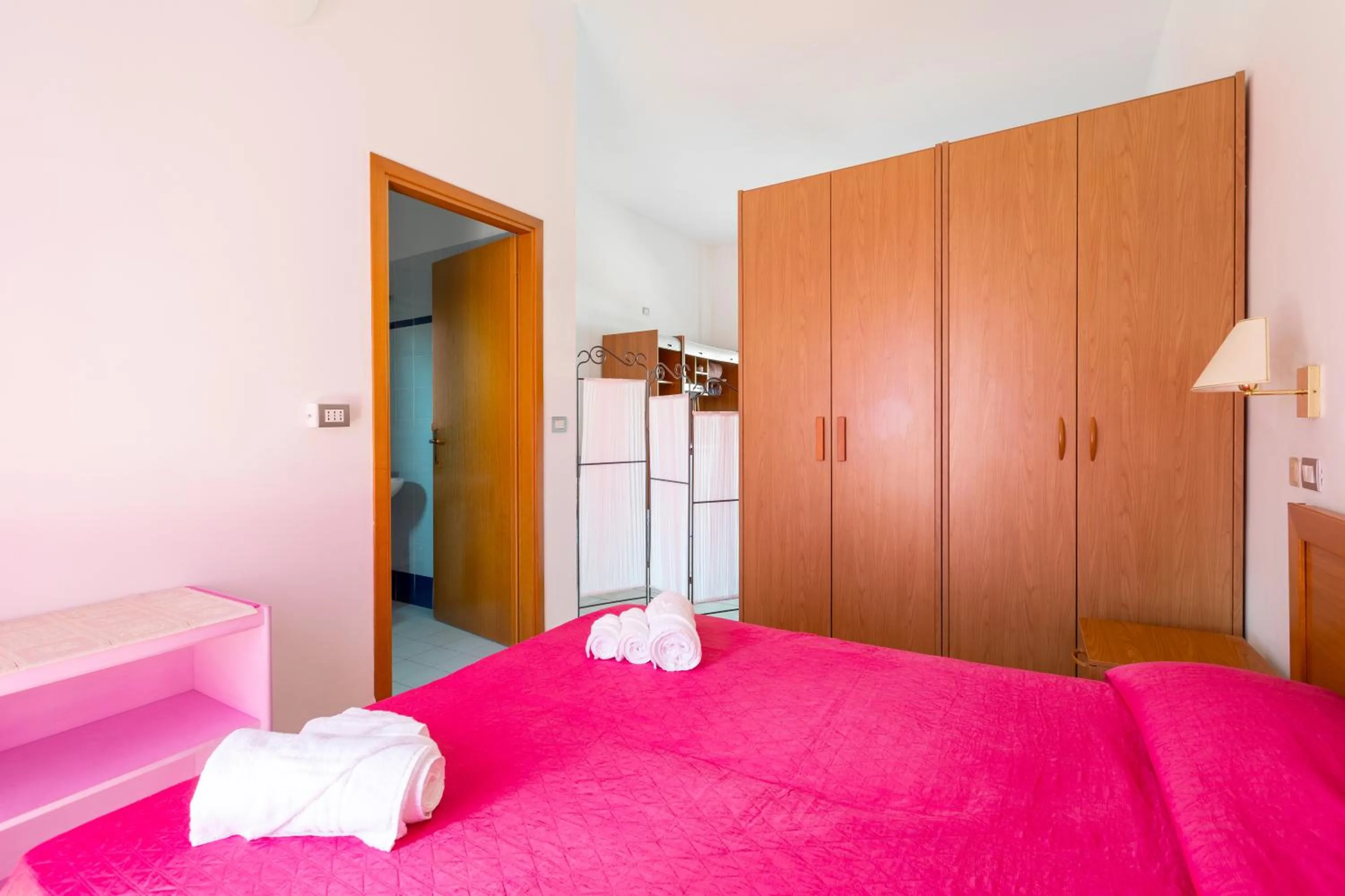 Bedroom, Bed in Hotel Palme Gemelle