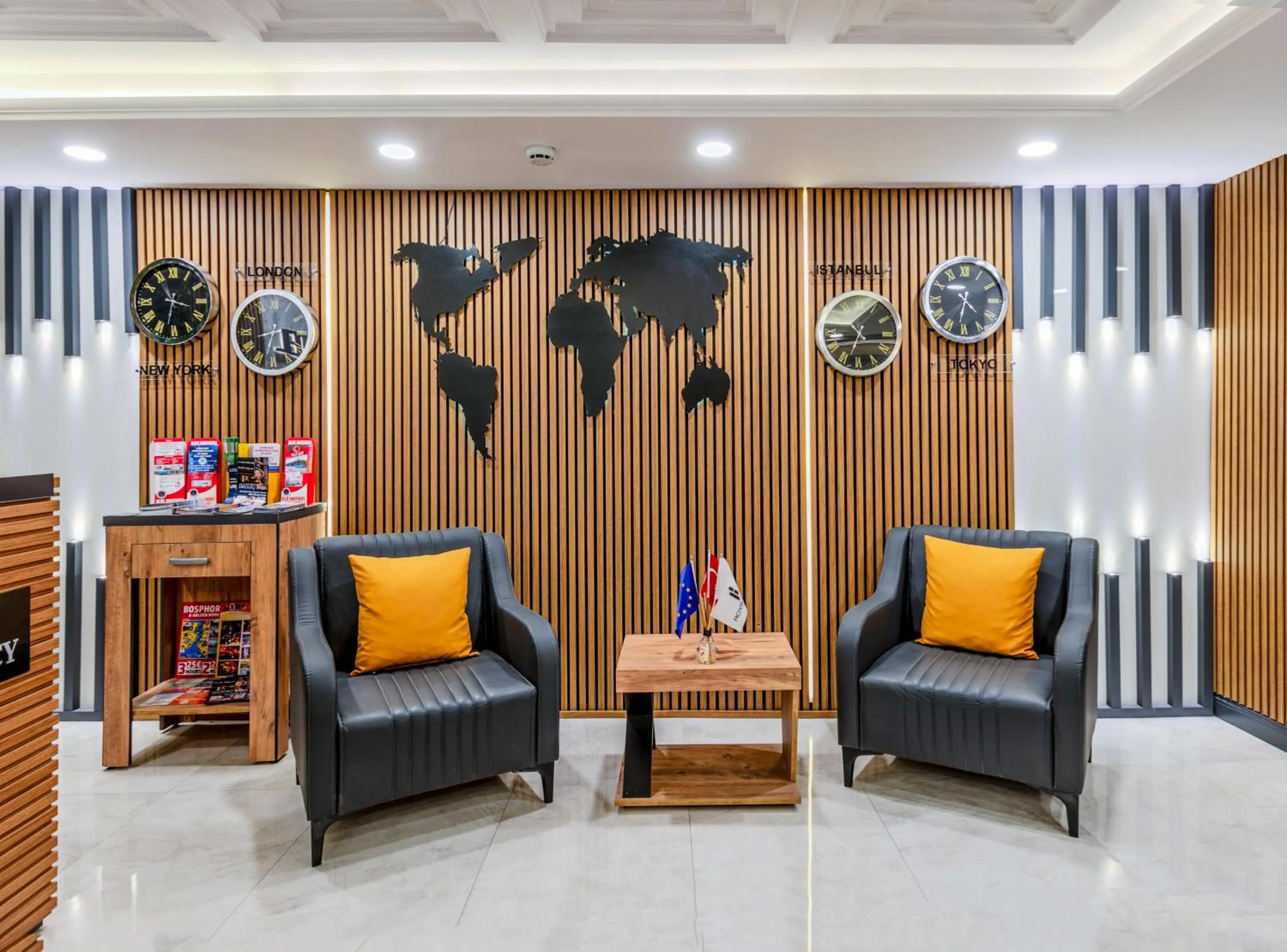 Seating area in Roys Hotel & Suites