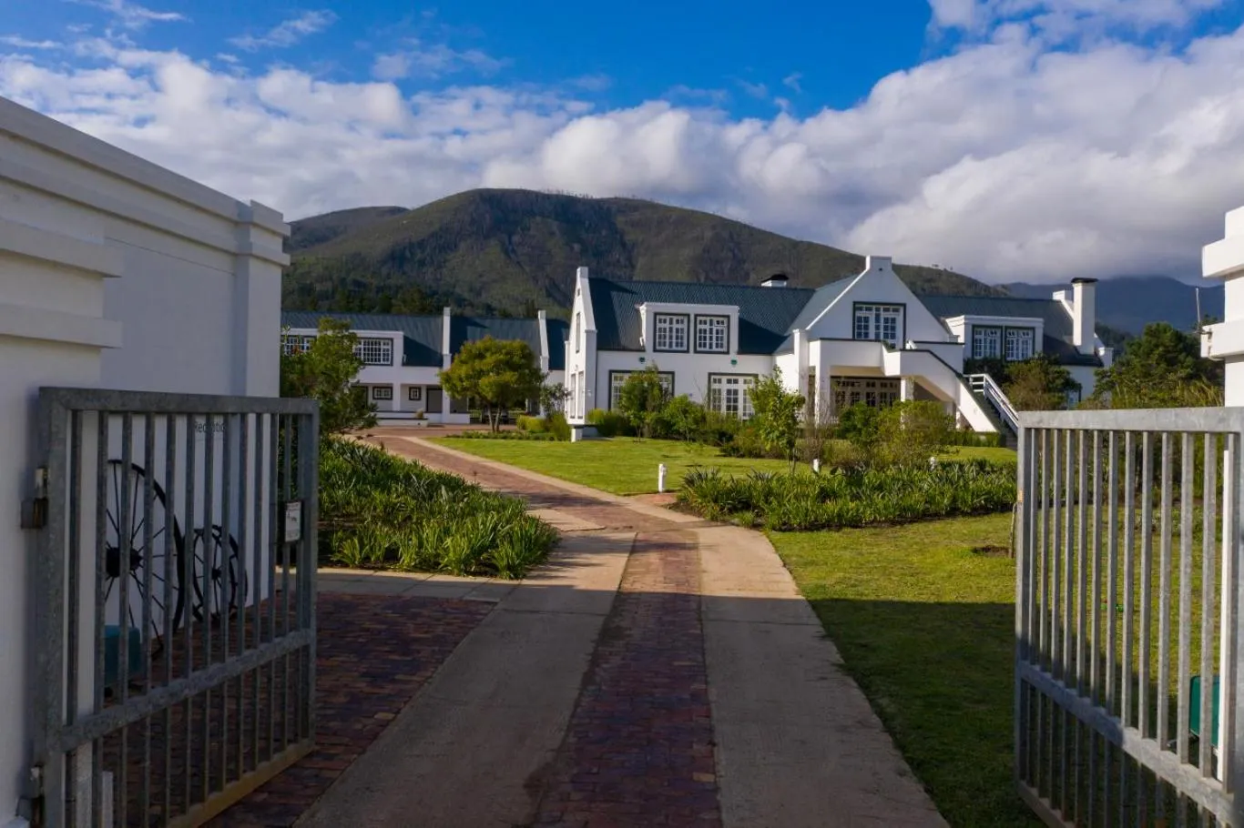 Property building in Buffelsdam Country House