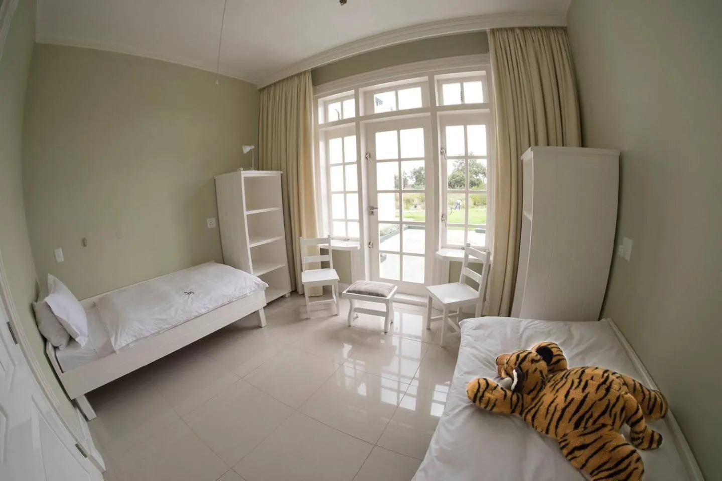 Photo of the whole room, Bed in Buffelsdam Country House