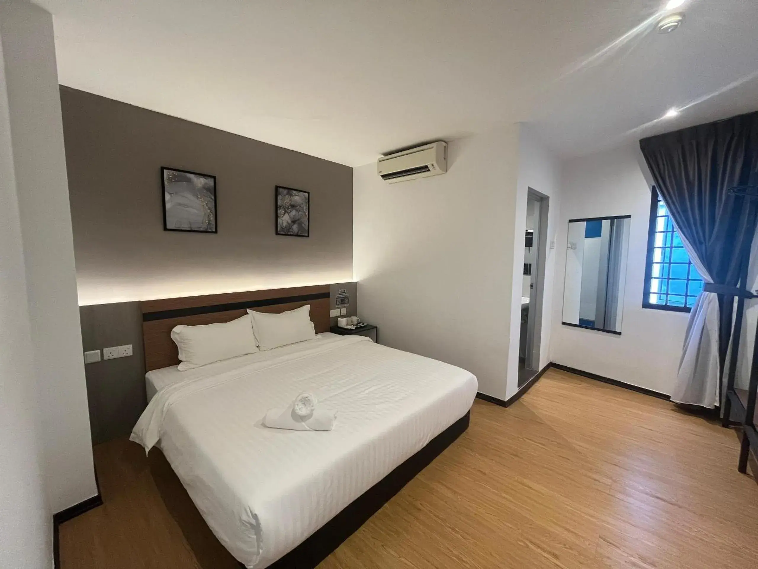 Superior King Room in Havona Hotel - Bandar Putra Kulai - Self Check-In Superior King Room in Havona Hotel - Bandar Putra Kulai - Self Check-In