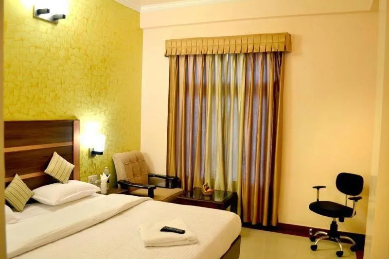 Bedroom, Bed in HVH Kashi Vishwanath - 400 meters from Kashi Vishwanath Temple & Ganga Aarti Ghat