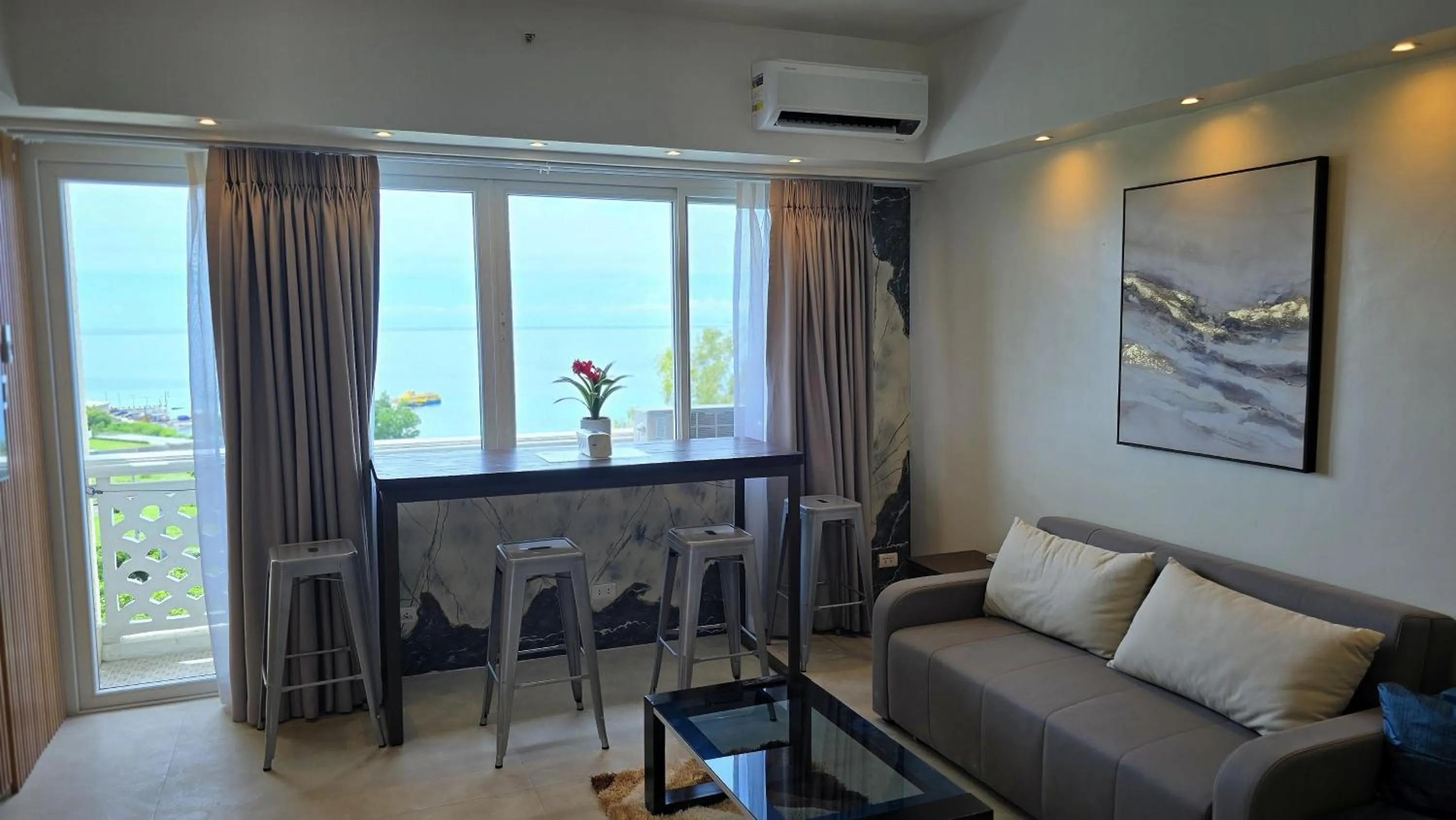 Living room in La Mirada Residences