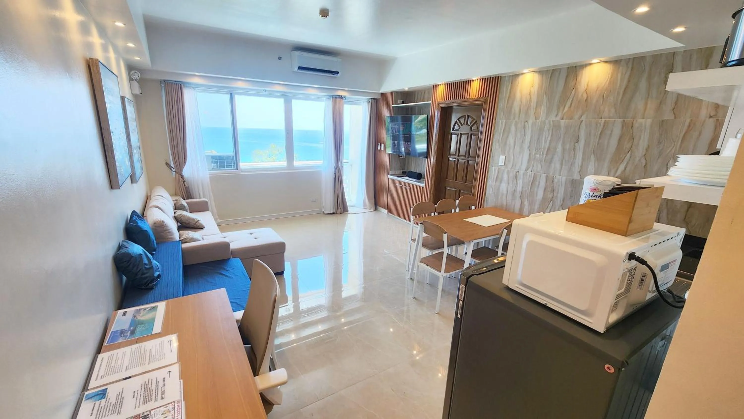 Living room in La Mirada Residences