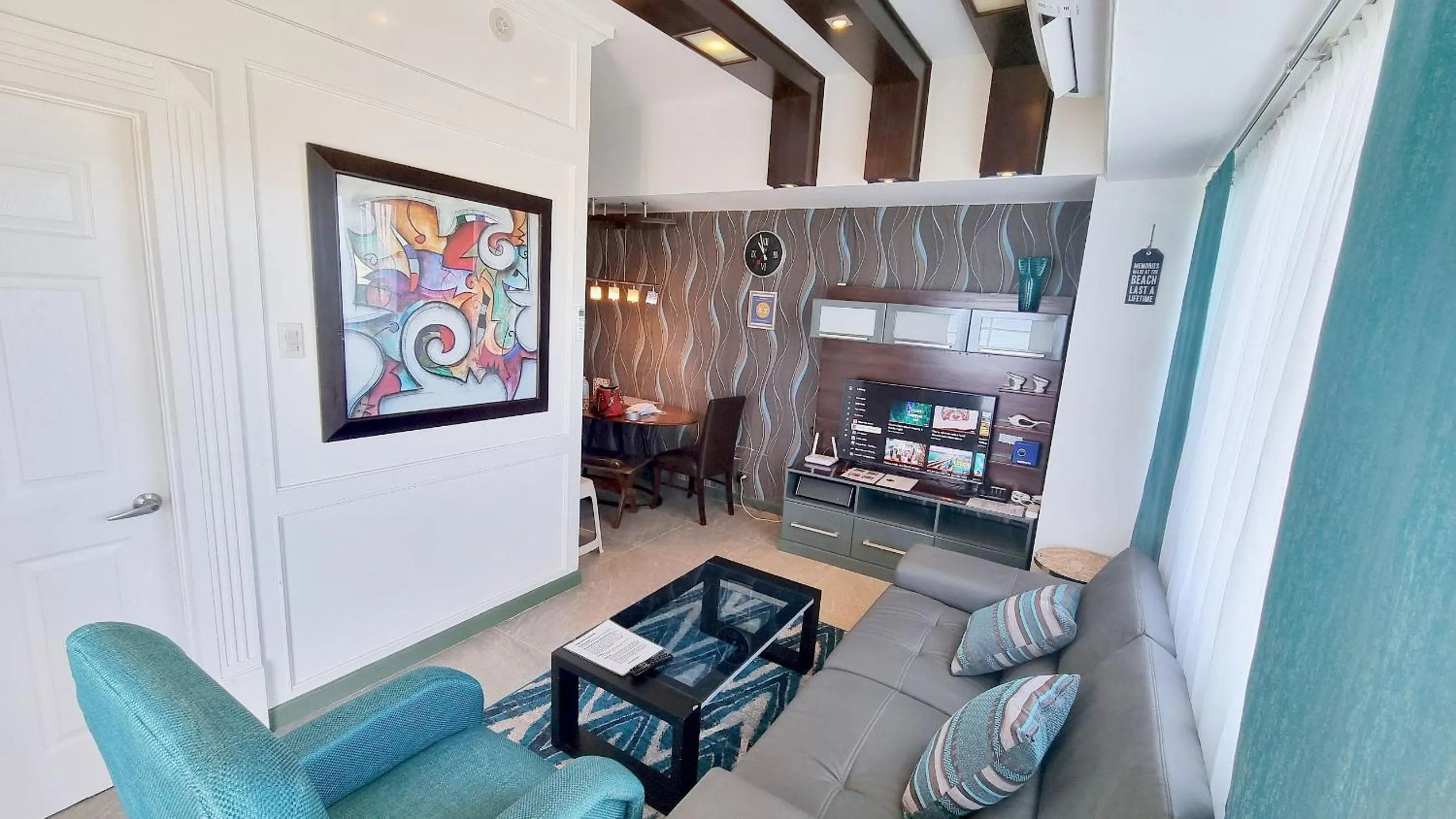 Living room in La Mirada Residences