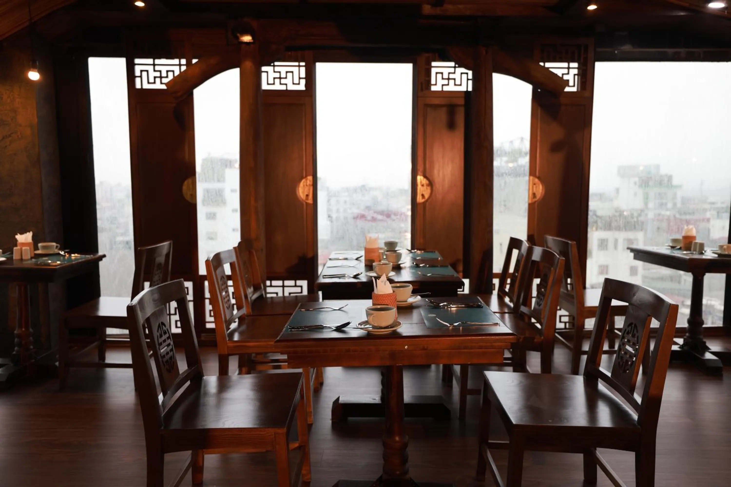 Restaurant/places to eat in Kecho Legacy Hotel Hanoi & Spa