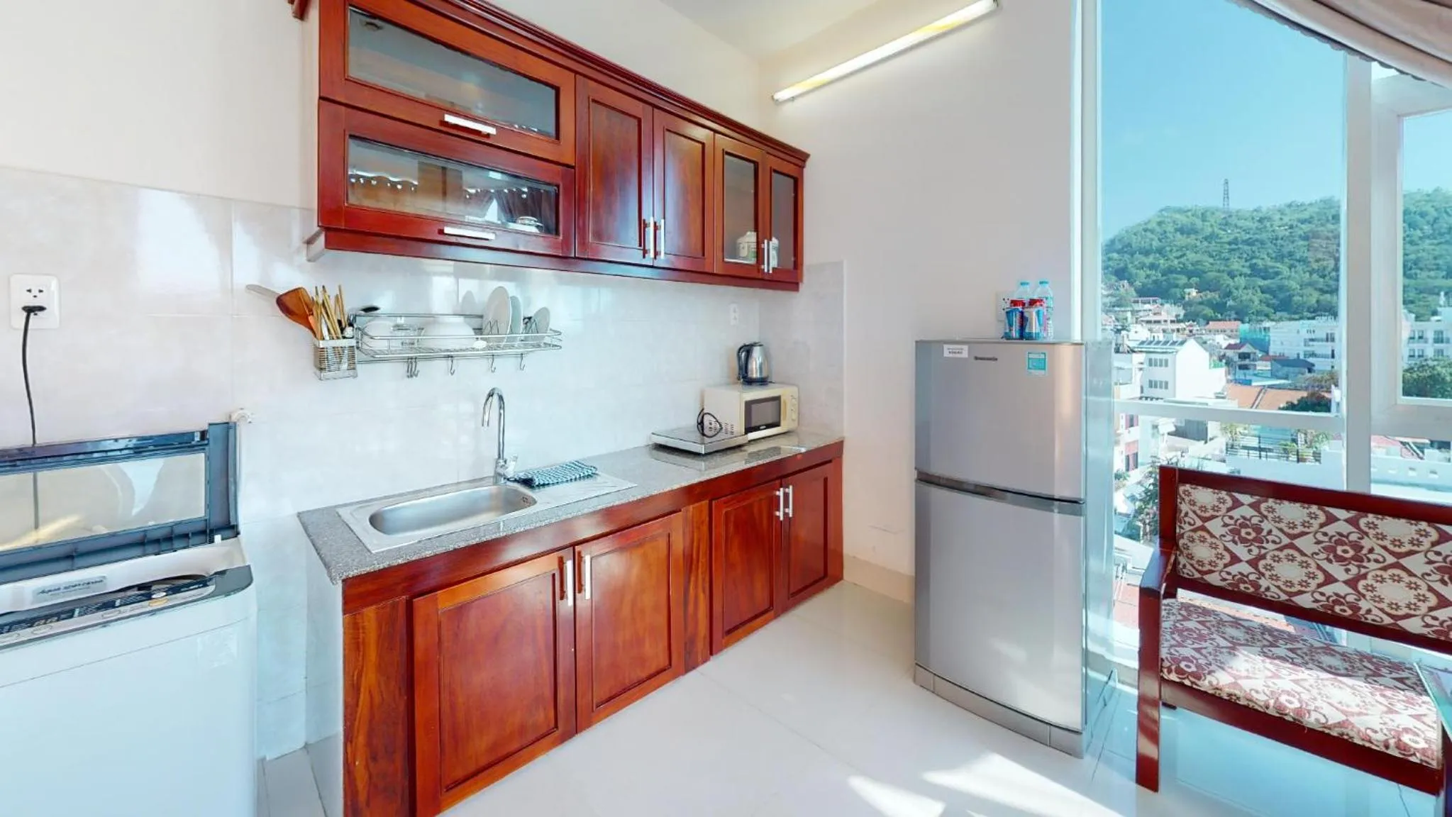 Lotus Apartment Hotel