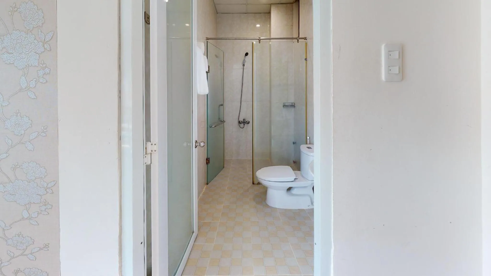 Lotus Apartment Hotel