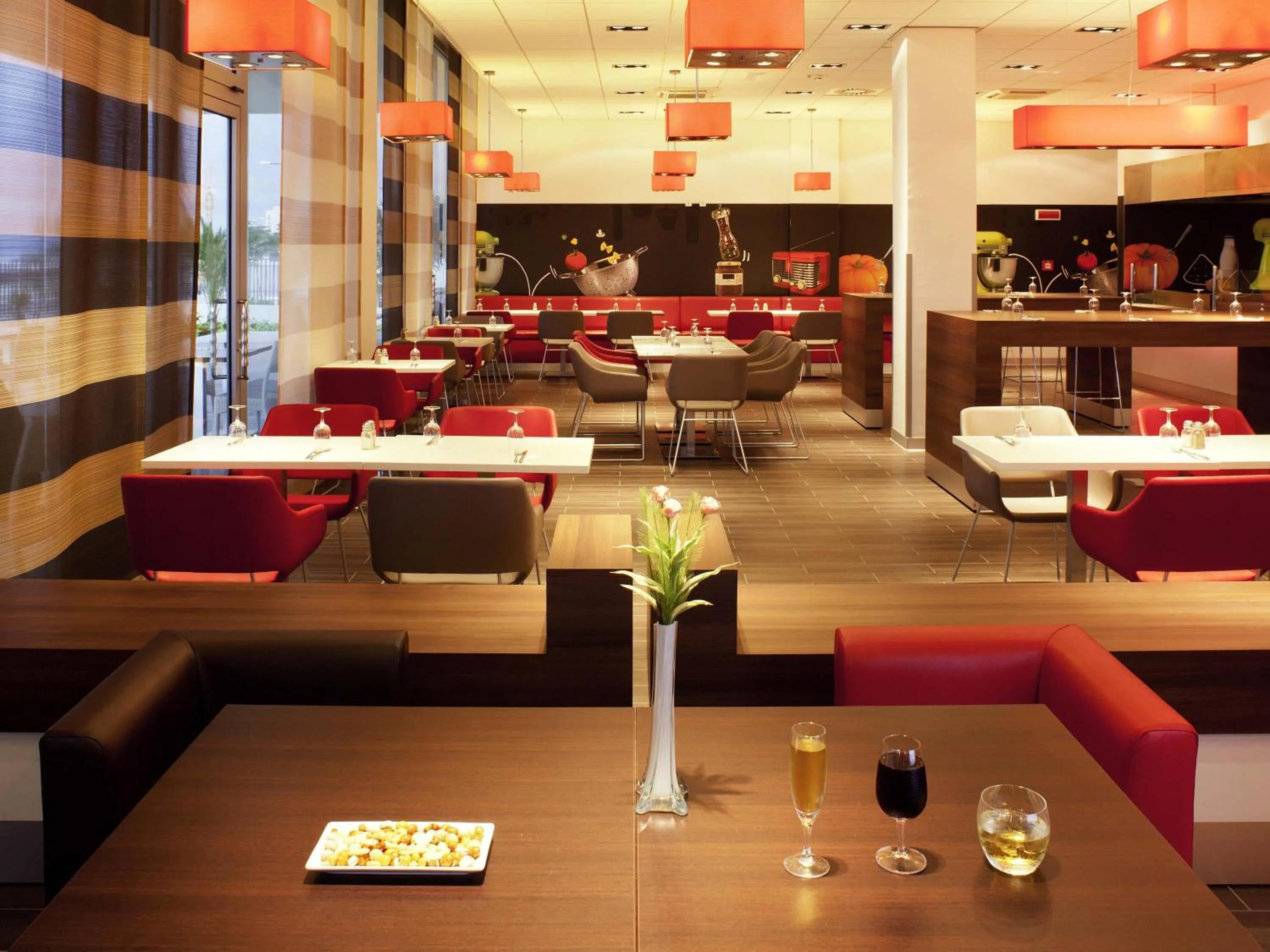 Lounge or bar in Ibis Bata