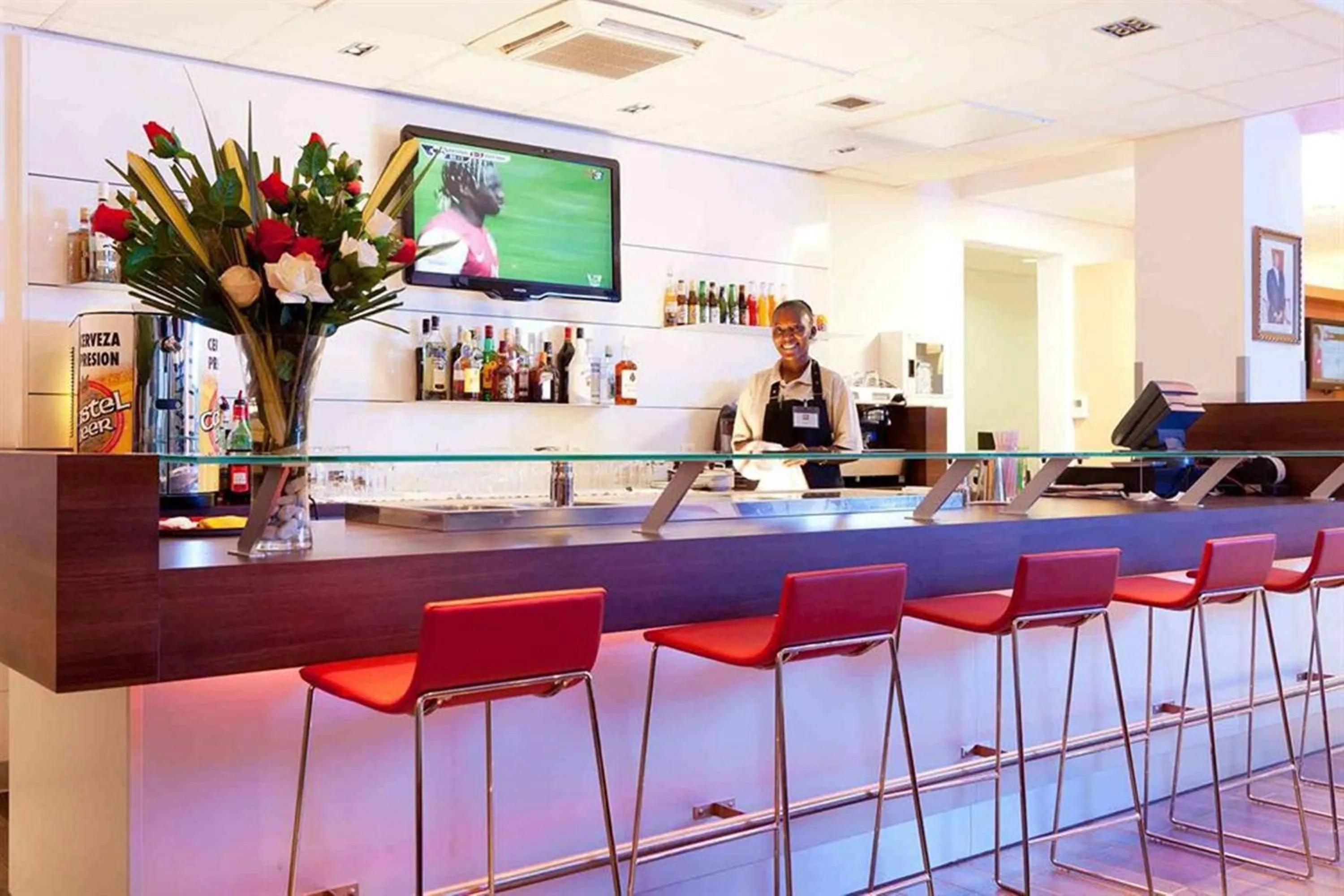 Lounge or bar in Ibis Bata