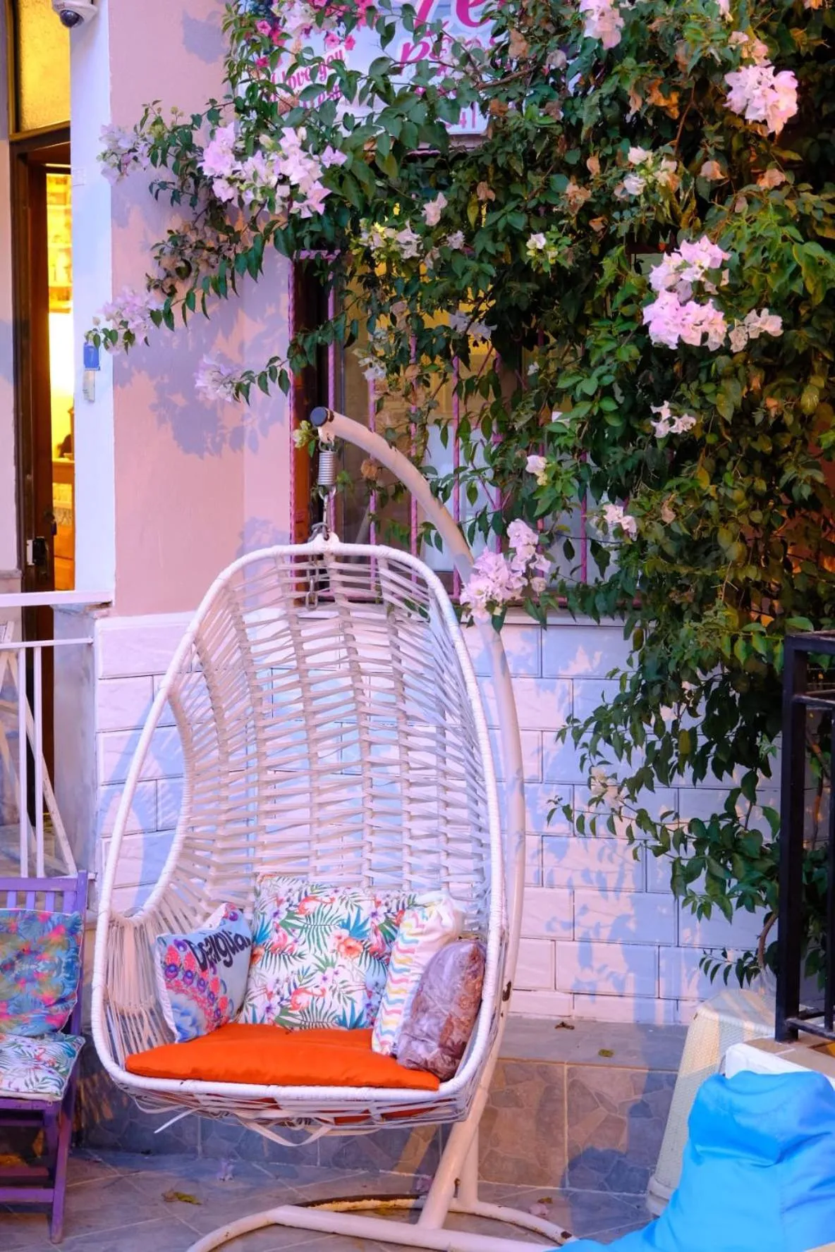 Garden in Yeşim Pansiyon
