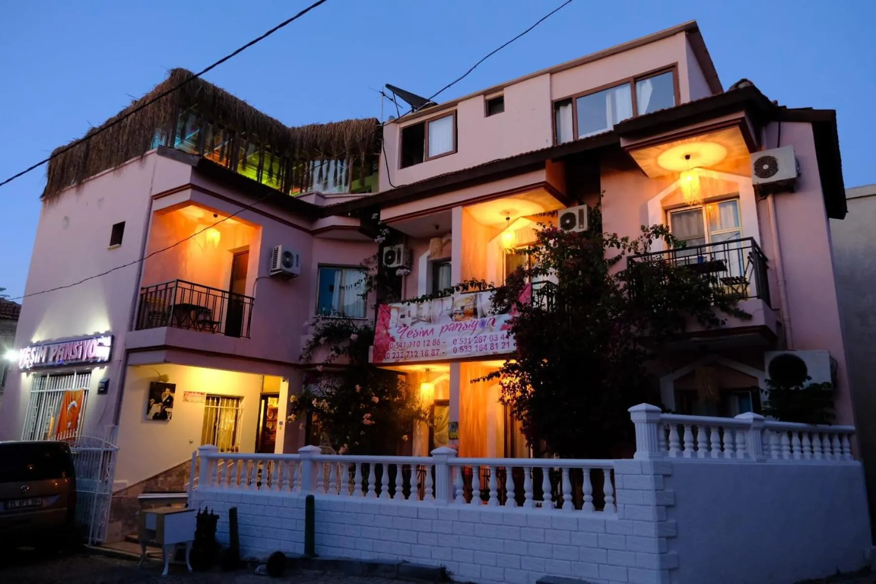 Property building in Yeşim Pansiyon