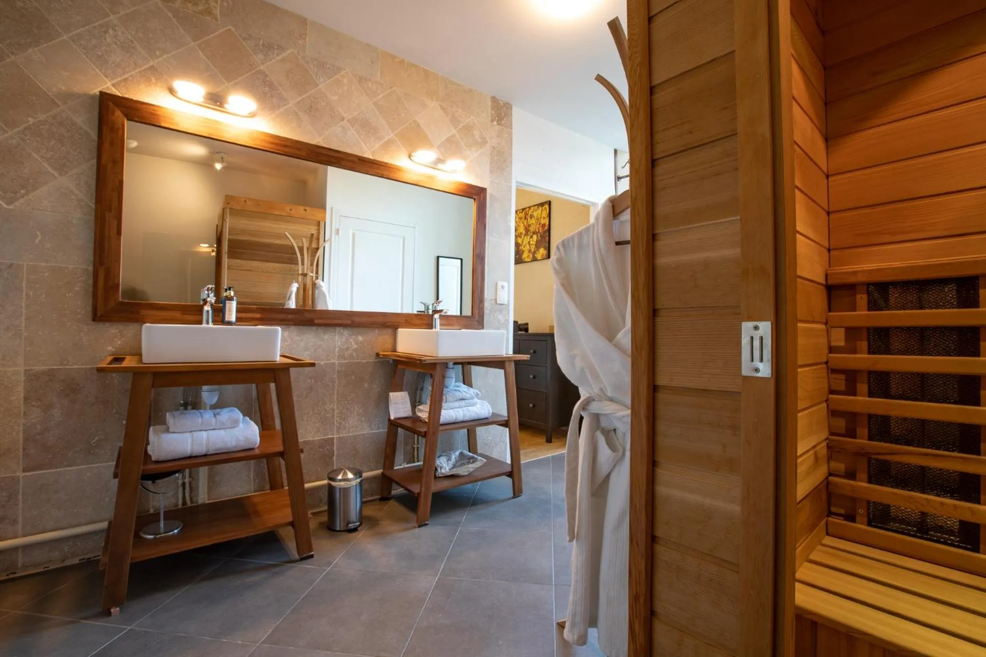 Sauna in Le Castel Pierre - 7ch&7sdb avec clim, piscine XL, salle fitness et sauna pour 18 personnes
