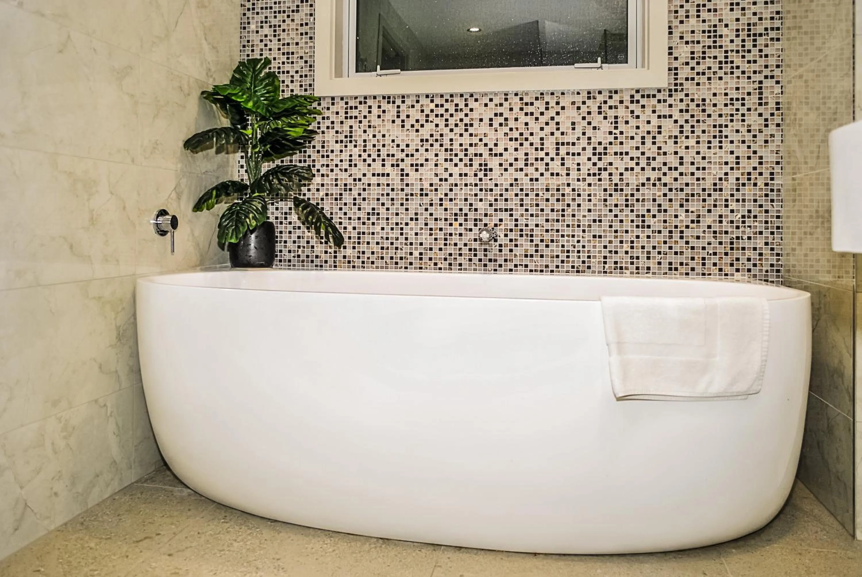 Bathroom in Newlands Court Motel