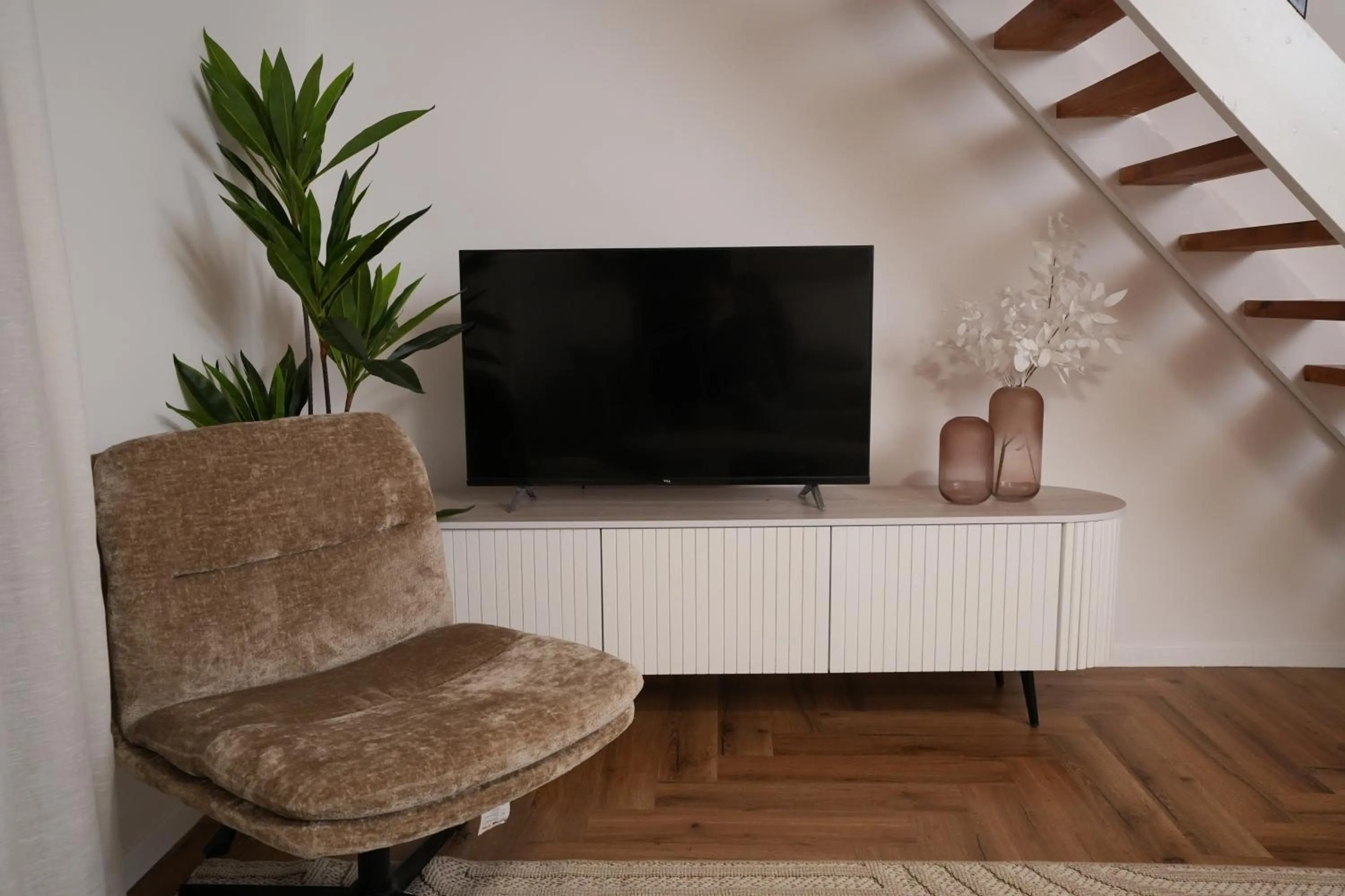 TV and multimedia in One Apartments TLV