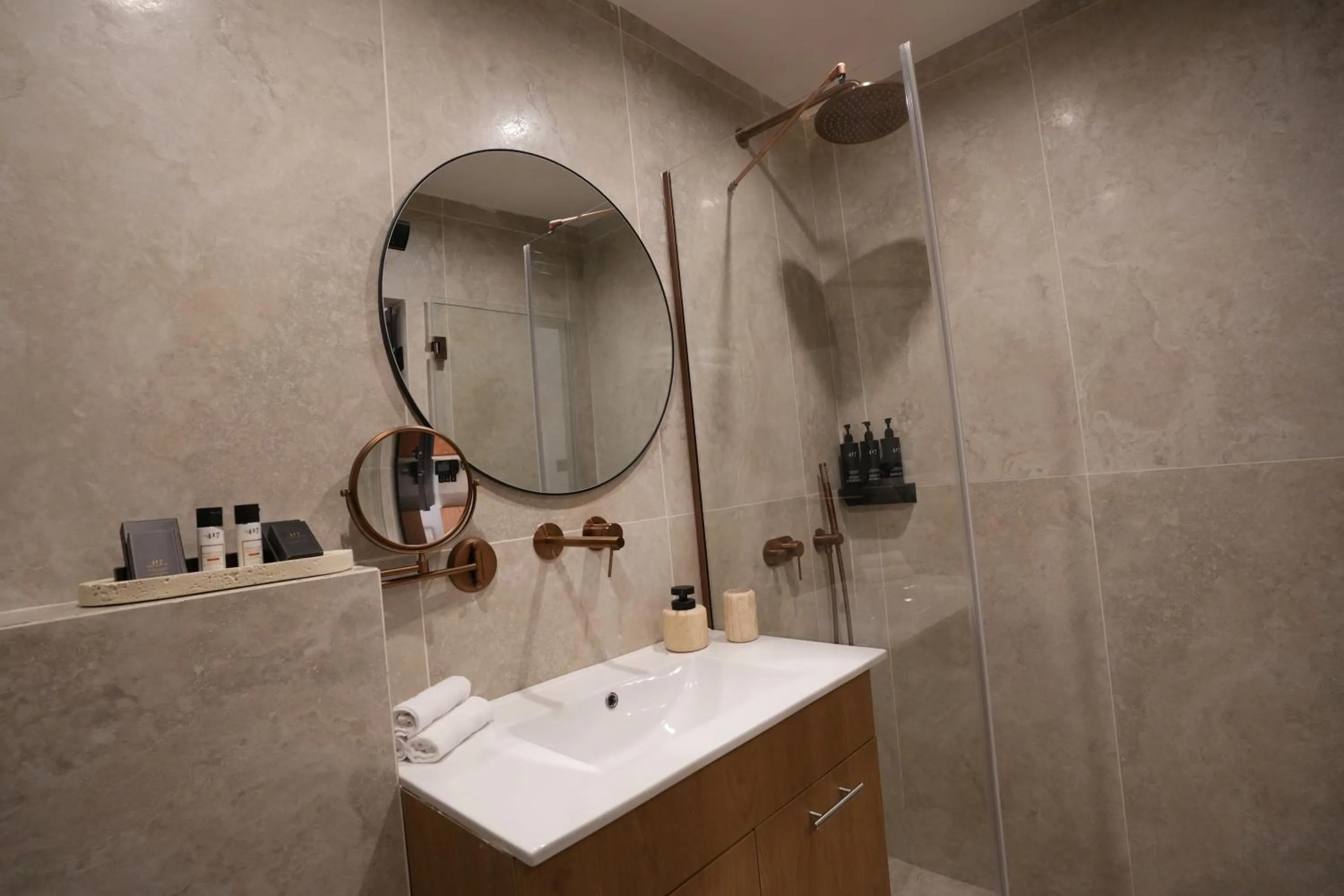 Shower in One Apartments TLV