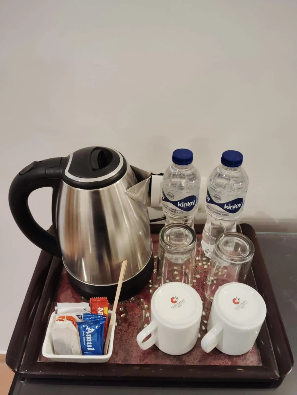 Coffee/tea facilities in HotelMaple Ridge