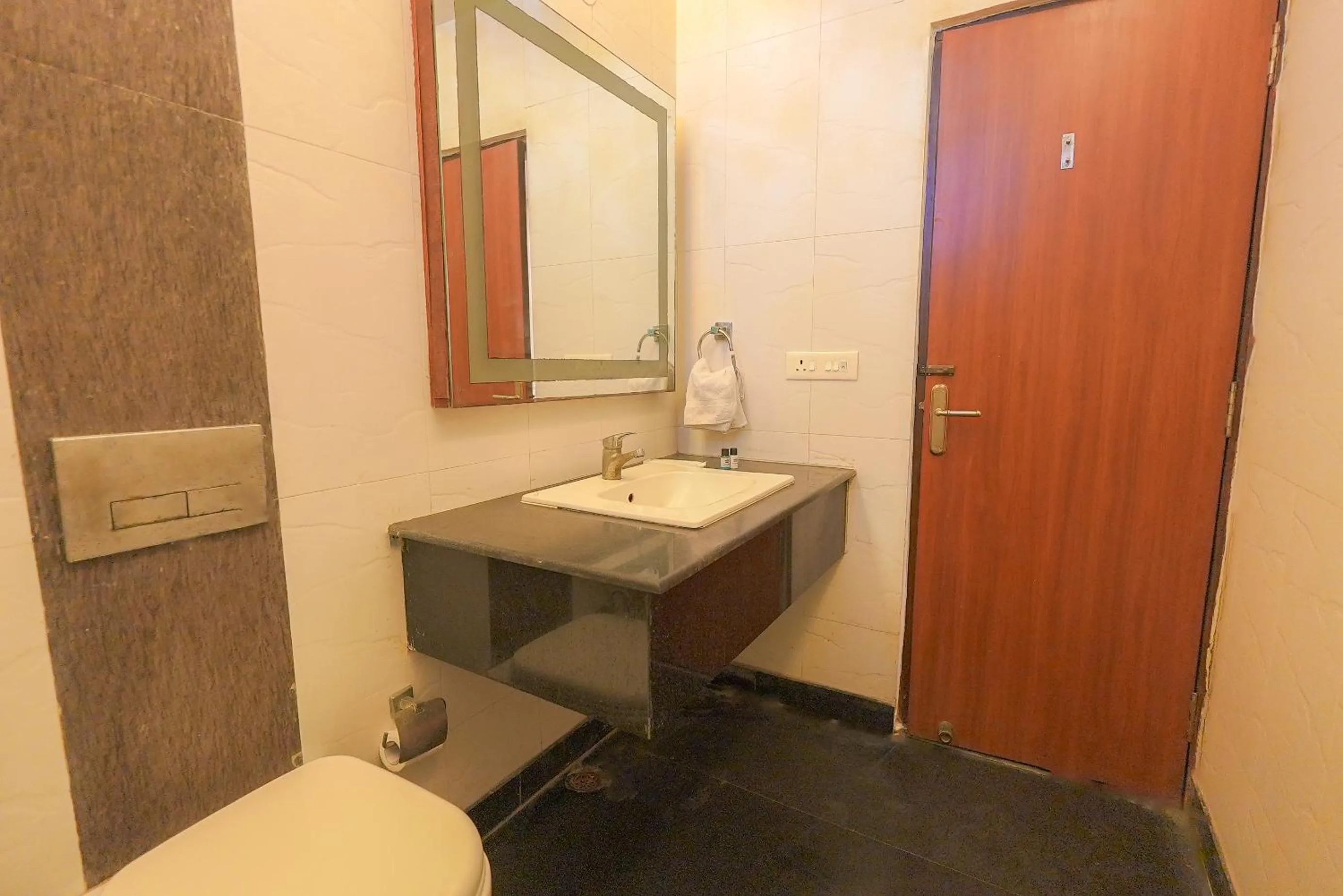 Bathroom in HotelMaple Ridge