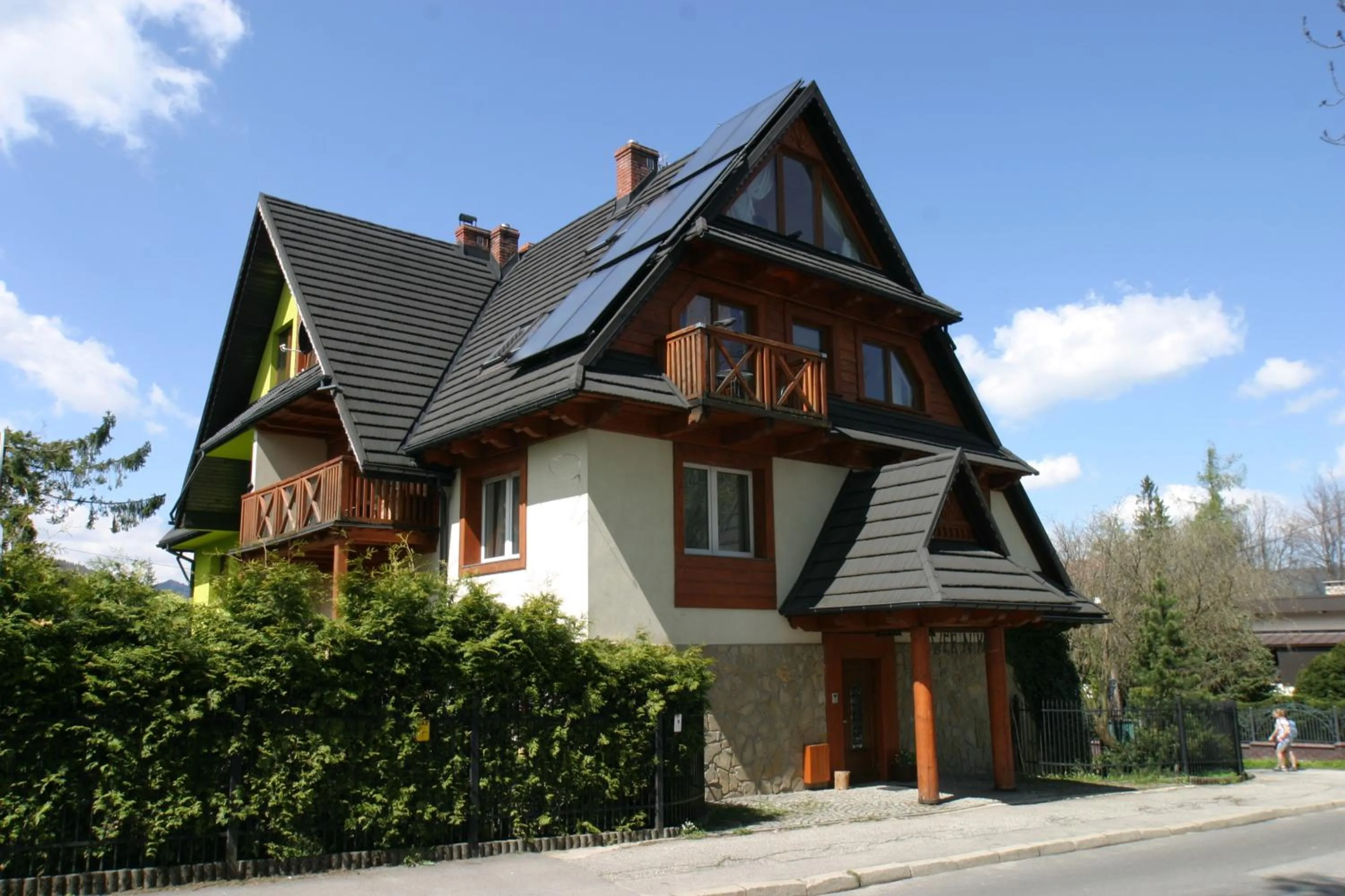 Property building in Willa Weronika