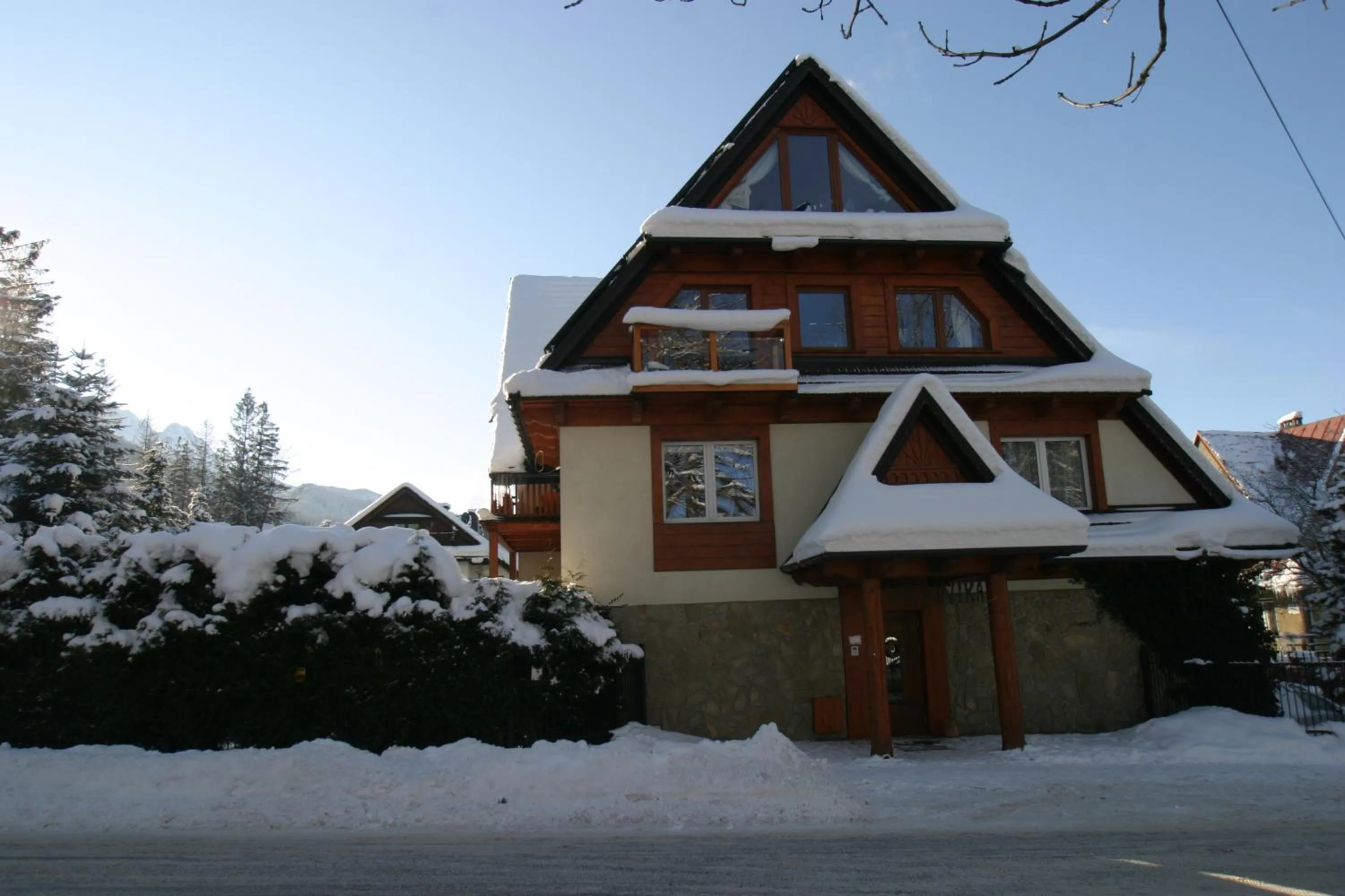 Property building in Willa Weronika