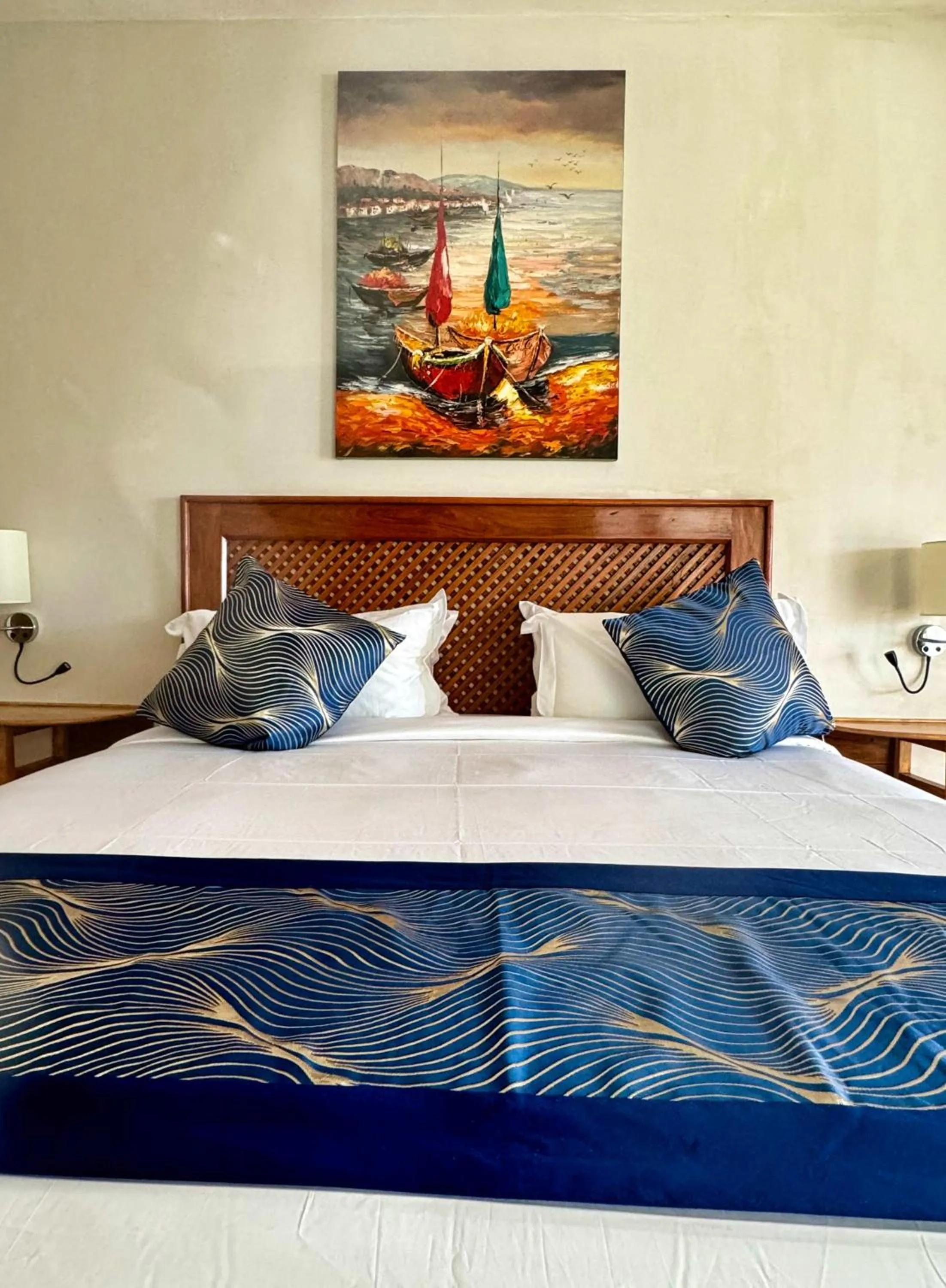 Property building, Bed in Moshono Hillside