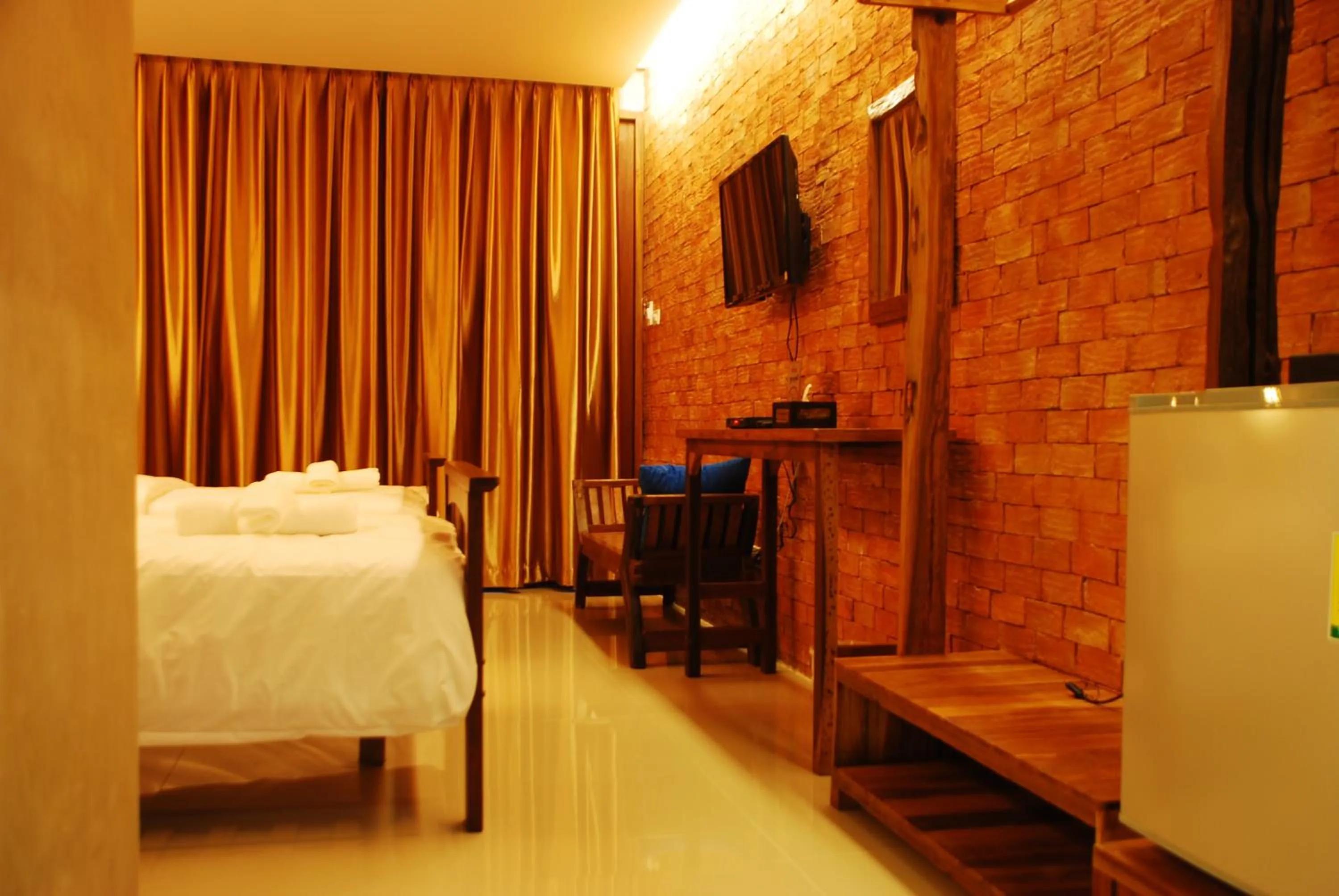 Decorative detail, Bed in The White Elephant Home