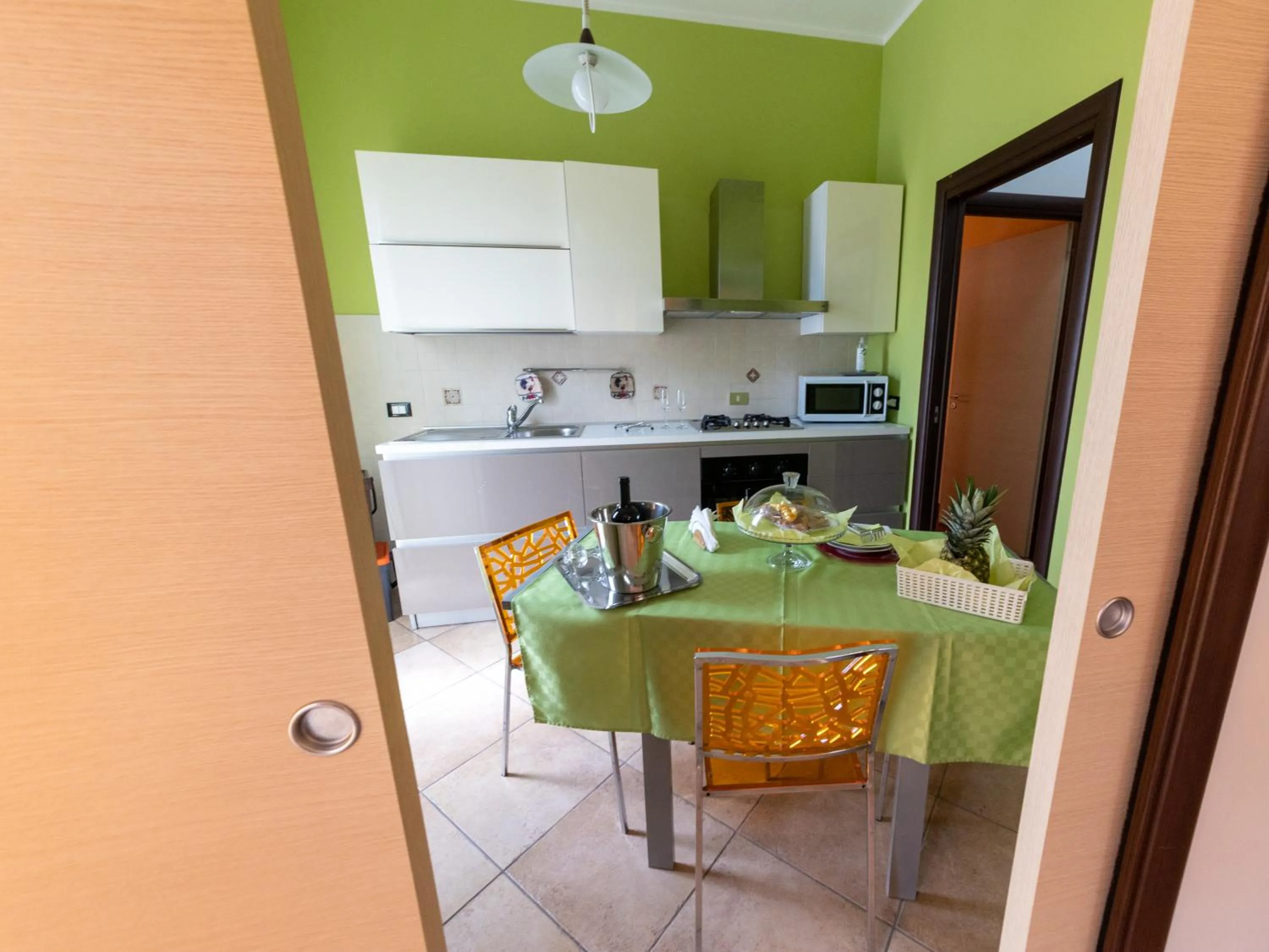Kitchen or kitchenette in Stella Maris Case Vacanze