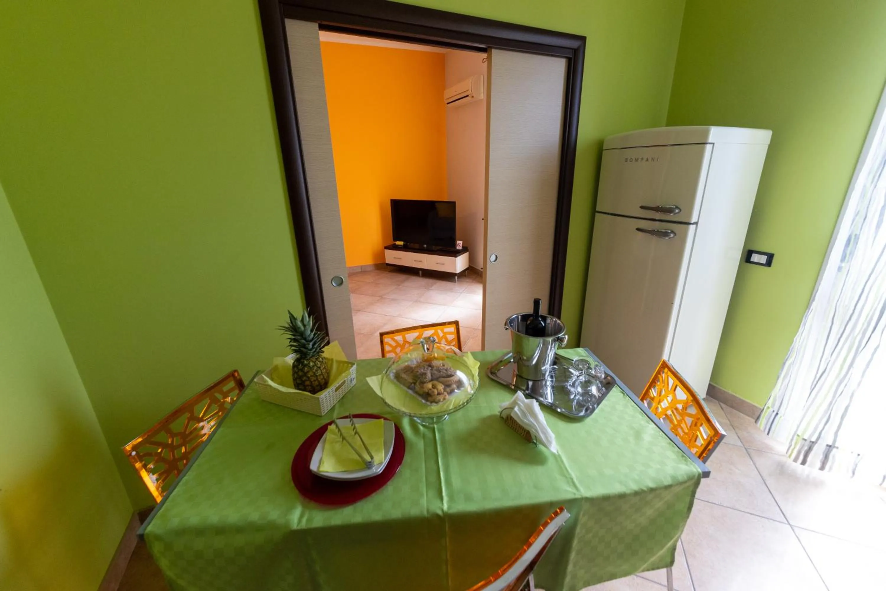 Kitchen or kitchenette in Stella Maris Case Vacanze