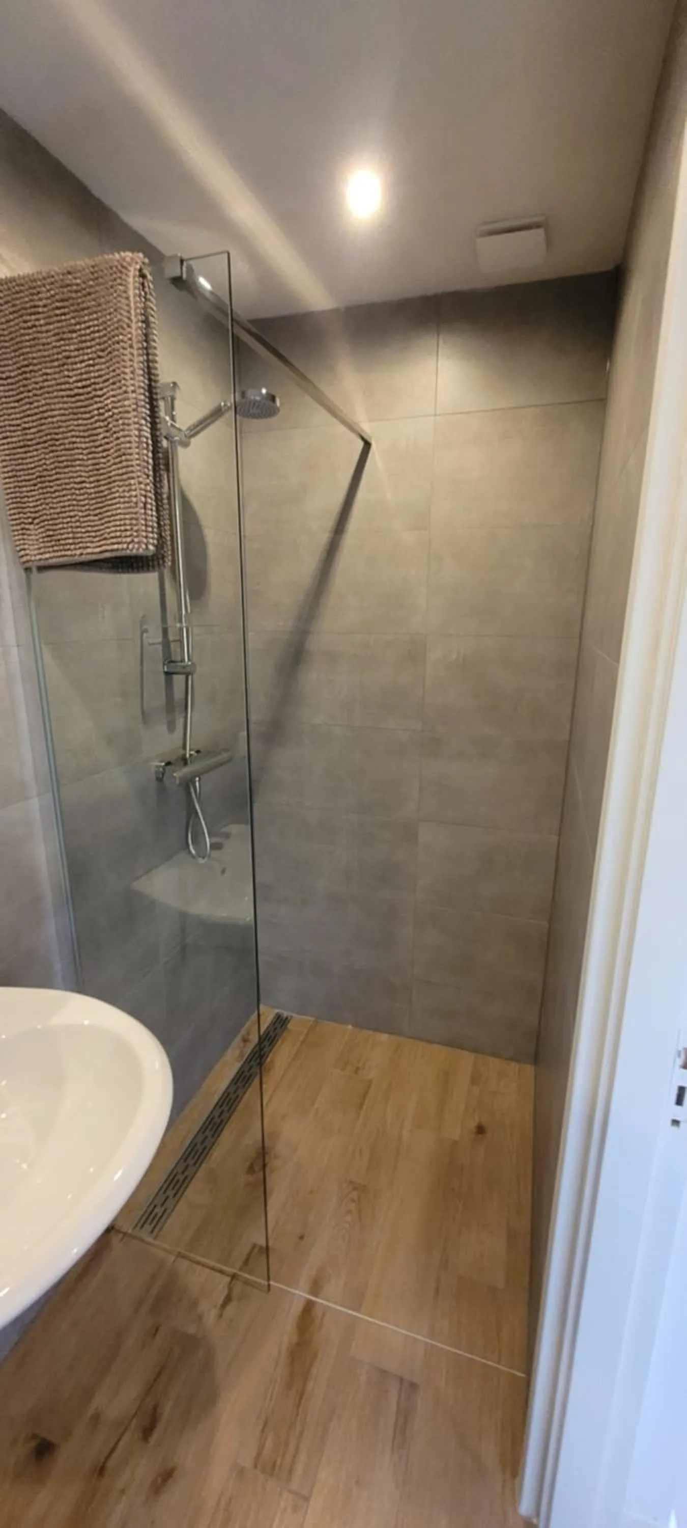 Shower in Natuurpoort van Loon