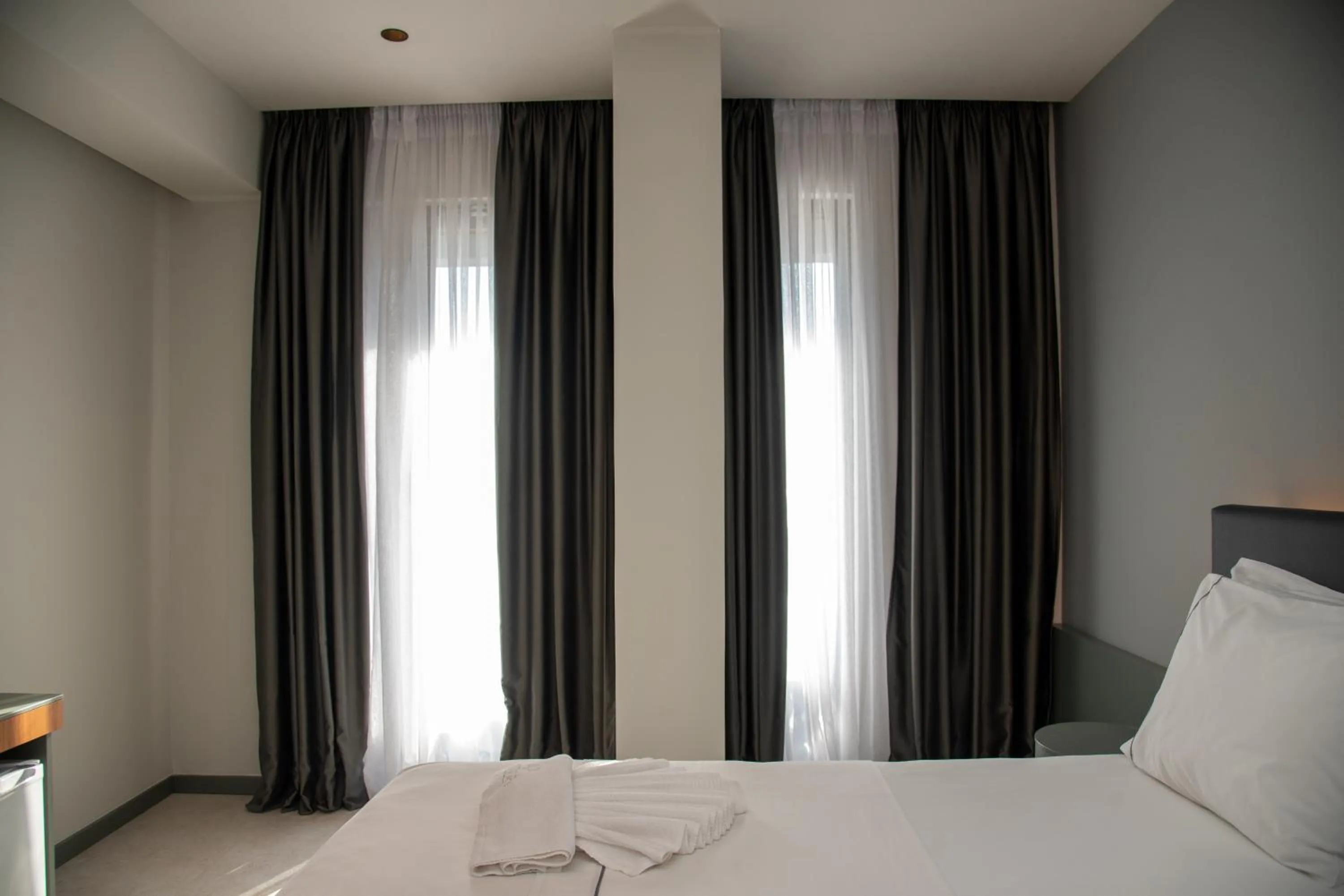 Photo of the whole room, Bed in Adria Palace