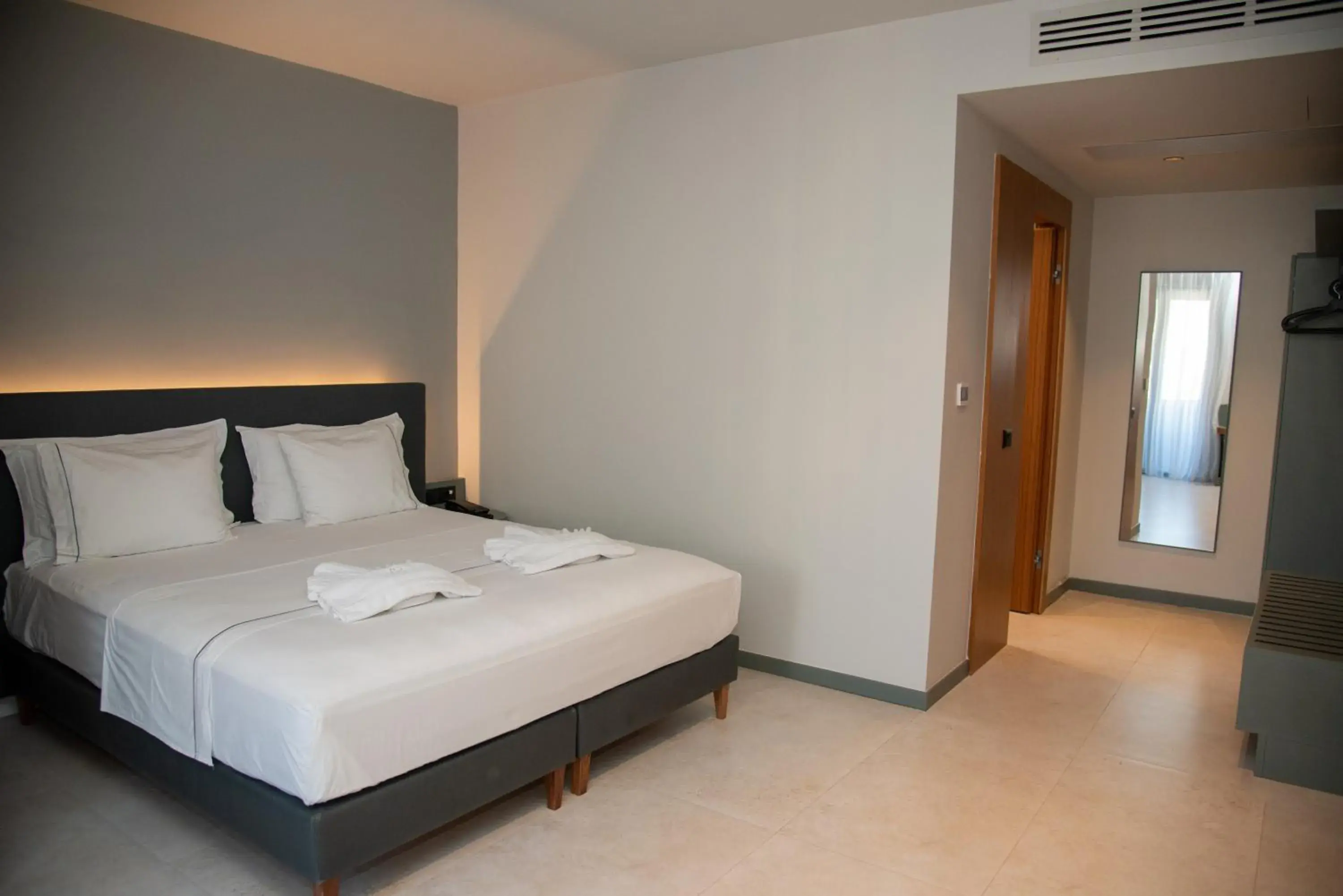 Superior Triple Room in Adria Palace Superior Triple Room in Adria Palace