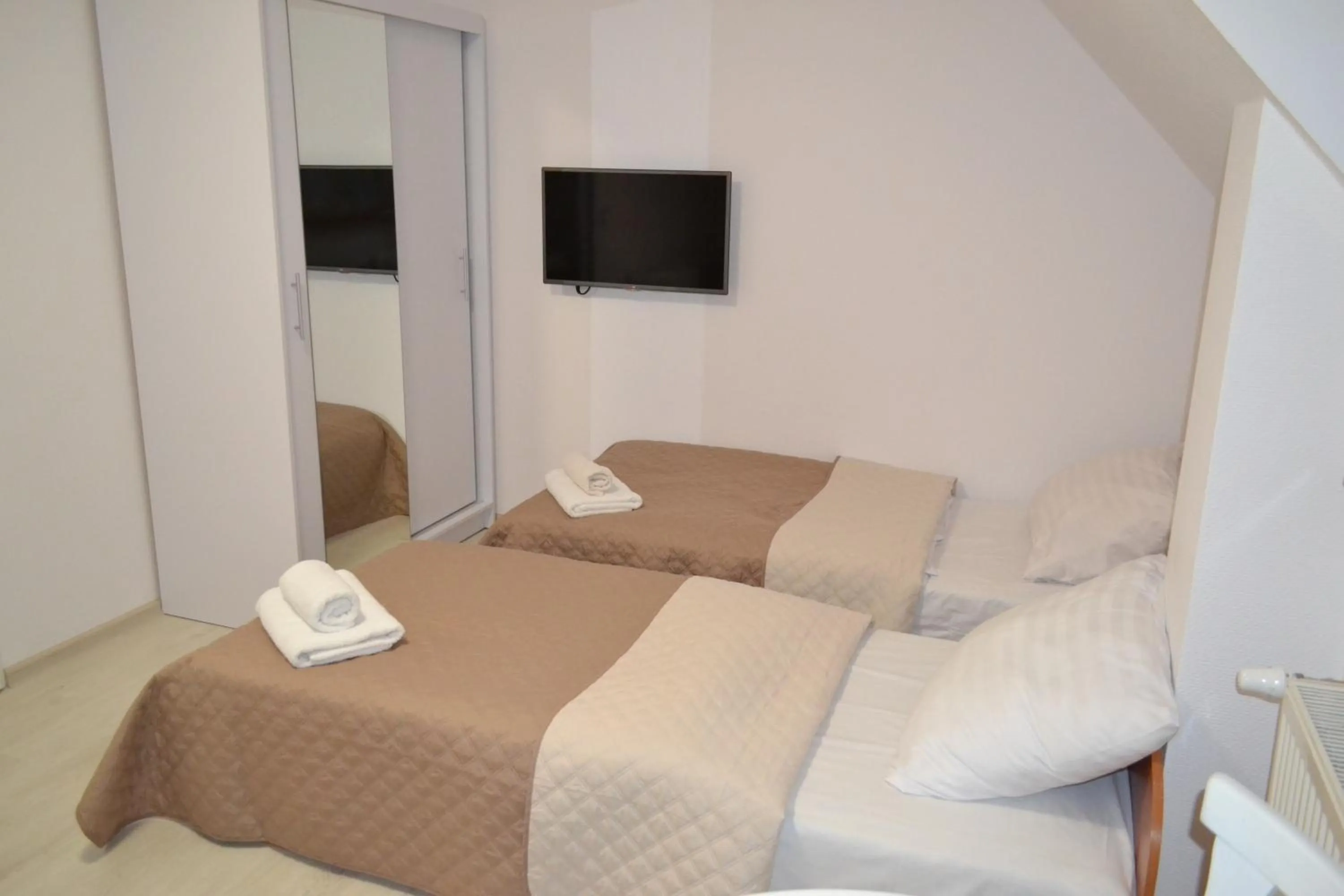 Bed in Zajazd Pod Skarpą