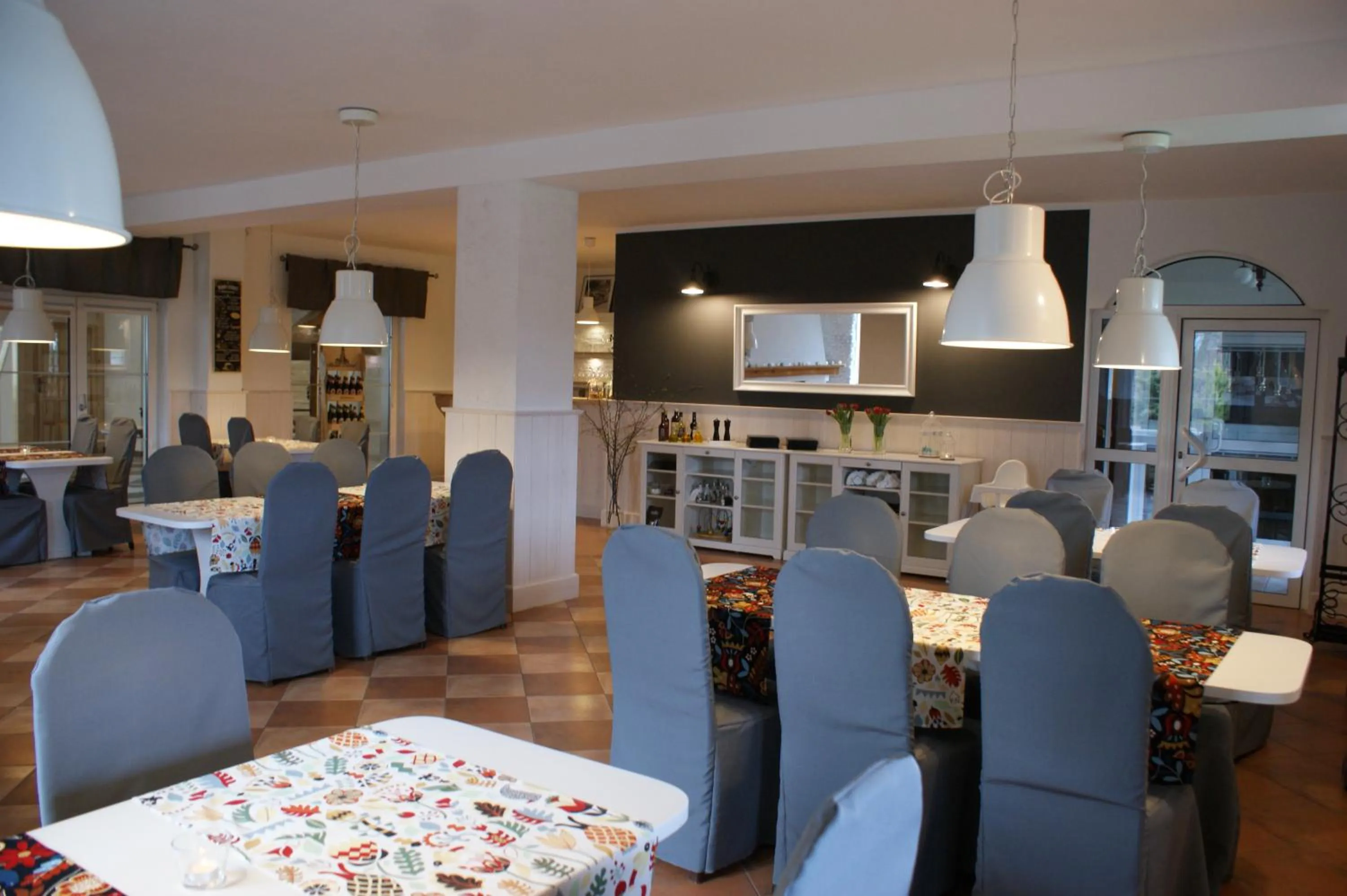 Restaurant/places to eat in Zajazd Pod Skarpą