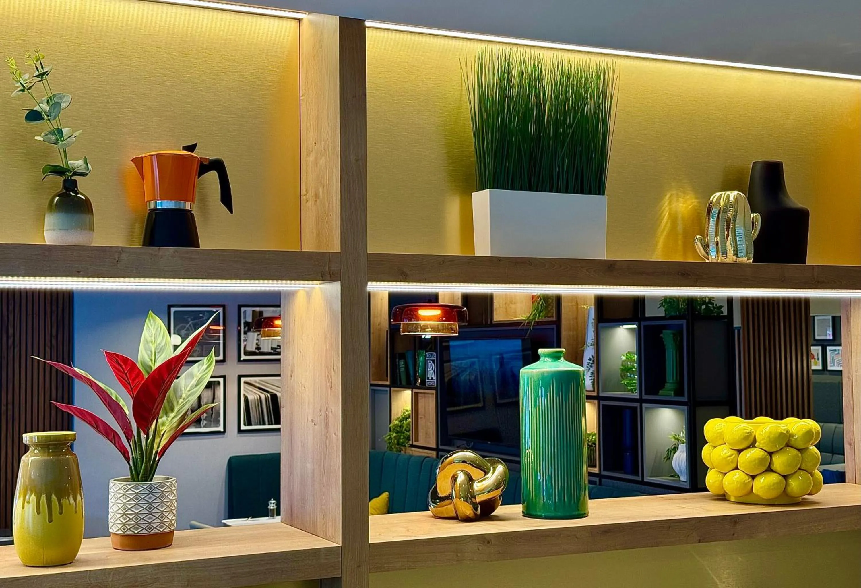 Lobby or reception in Holiday Inn Nottingham by IHG