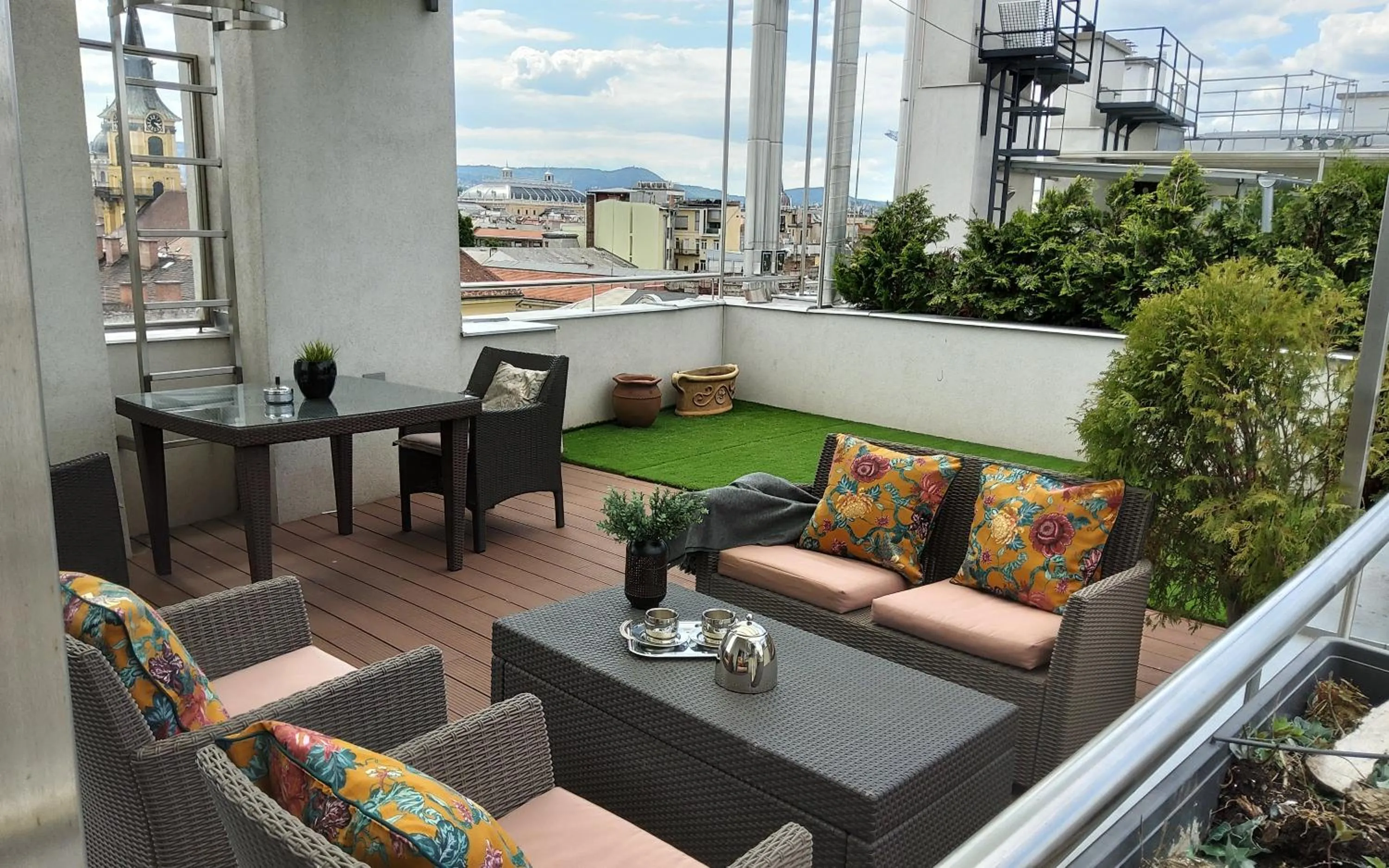 Patio in Bp Central Home