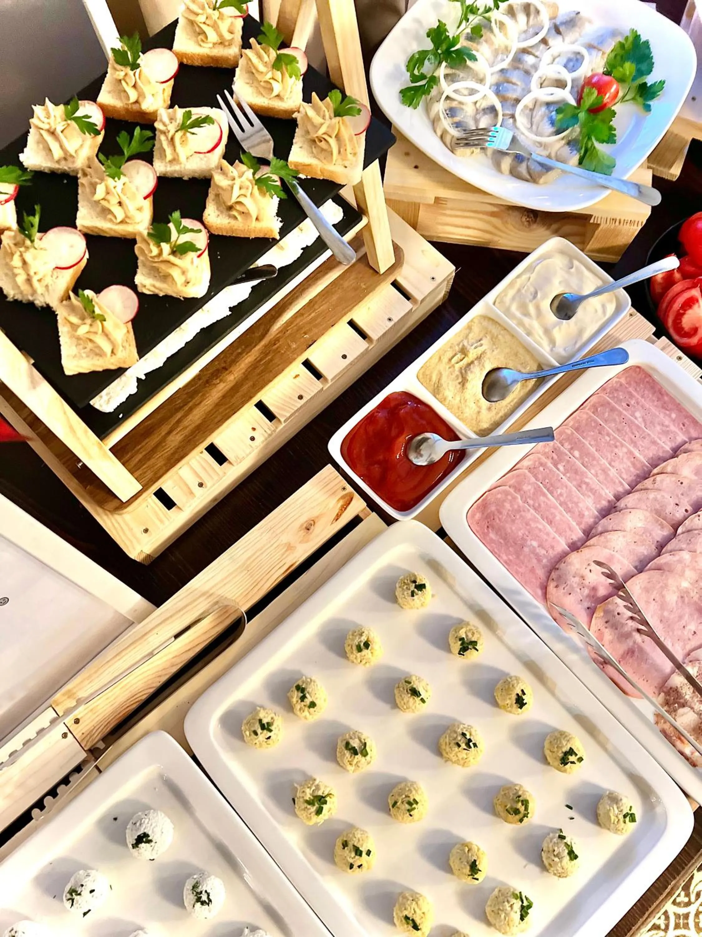 Restaurant/places to eat in Hotel Nosal Ski & Wine