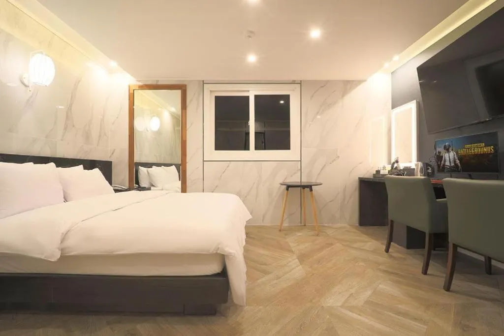 Bed in Daegu Hotel Rubato