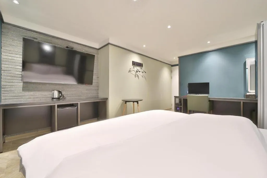 Bed in Daegu Hotel Rubato