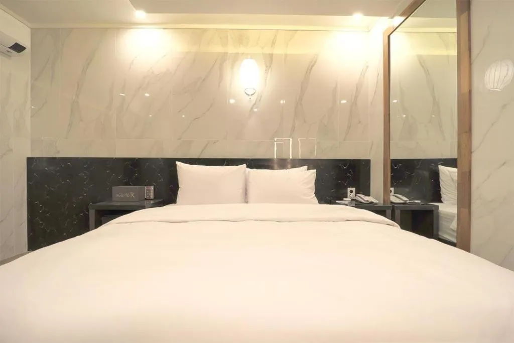 Bed in Daegu Hotel Rubato