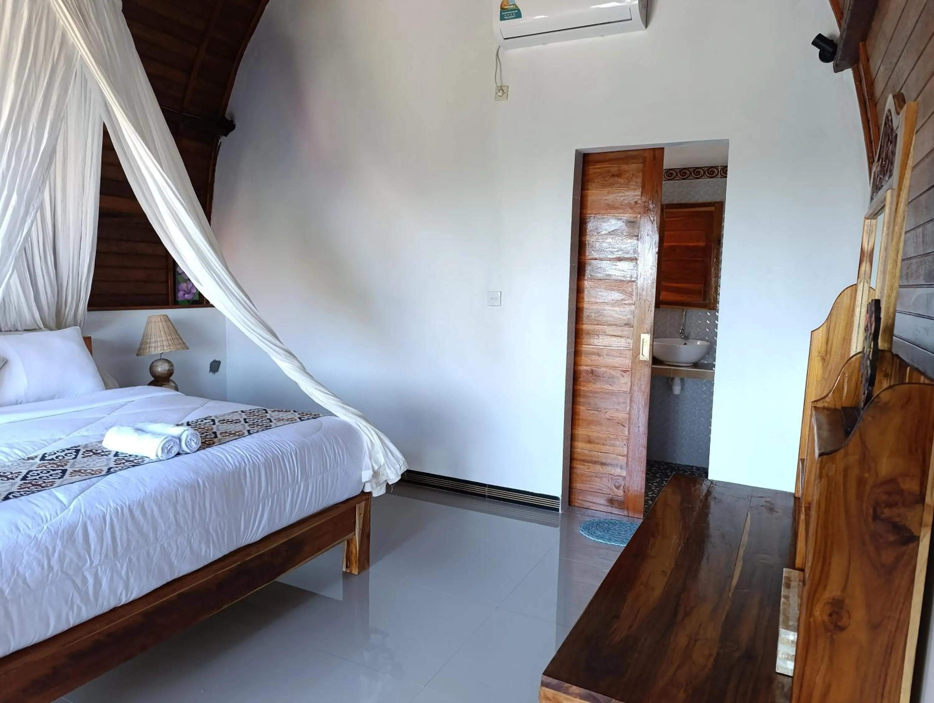 Bedroom, Bed in Kubuhill Sunset Bungalow