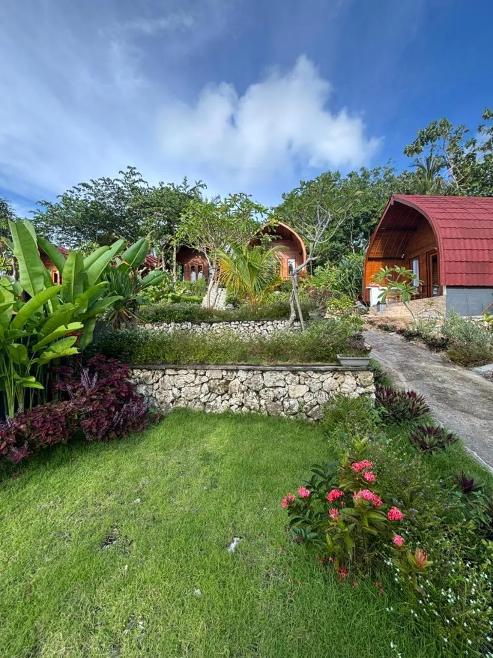 Garden view in Kubuhill Sunset Bungalow